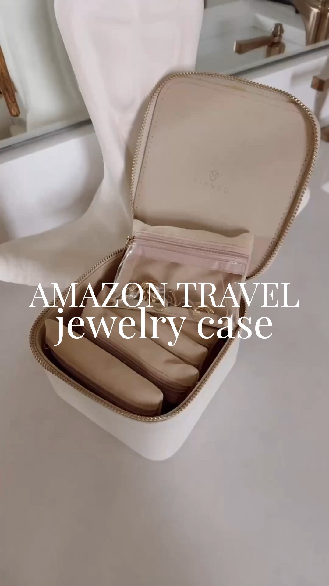 My travel Amazon jewelry case is on sale and under $20 today! 

Travel organizers, jewelry case, gift idea, travel bag, jewelry travel bag, organizer, travel organizer, Almostreadyblog, Amanda west

#LTKBeauty #LTKTravel