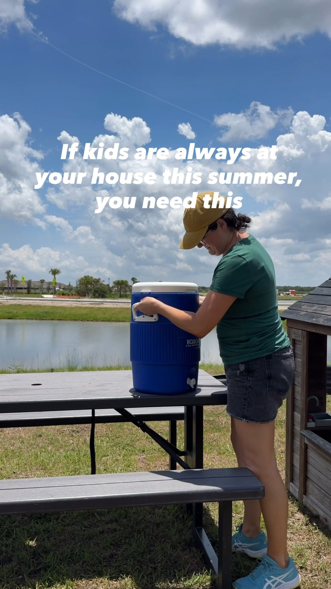 Simple setups are the best setups.

Half a bag of ice and a cooler of water. kids stay hydrated and outside longer and you’re not running in and out every five minutes. Two minutes to set up. Very 90’s backyard. Very no-nonsense. 

Hosting, outdoor hosting, outdoor hacks

#LTKSeasonal #LTKKids #LTKmomlife
