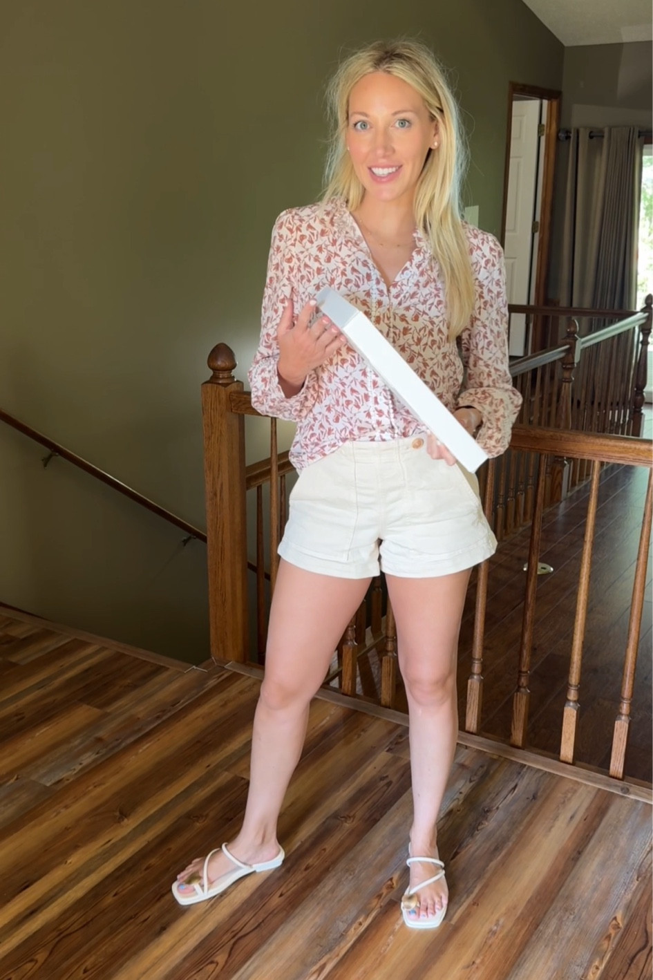 Top Under $20 today! Wearing the size small in color Khaki. Shorts run true to size. I’m in the 27 

#LTKFindsUnder50 #LTKSummerSales #LTKSaleAlert