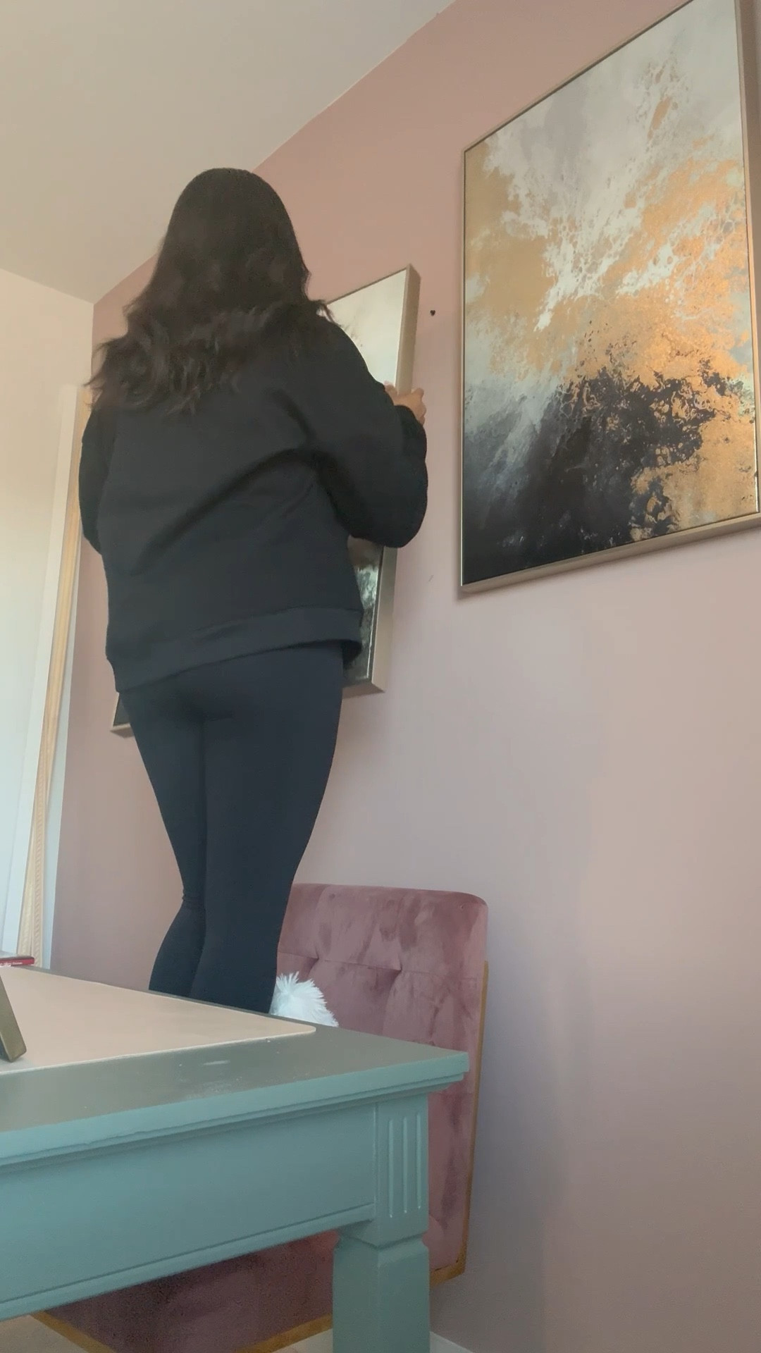 I’m just a girl …… so drywall hooks any day over drilling nails in the wall! So easy and saves so much time !! Get your drywall hooks now ! 
And …the whole look is shoppable

#LTKStyleTip #LTKSaleAlert #LTKHome