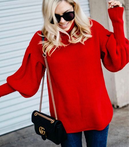 Red sweater 
Gucci bag 
#LTKunder50 #LTKSeasonal
