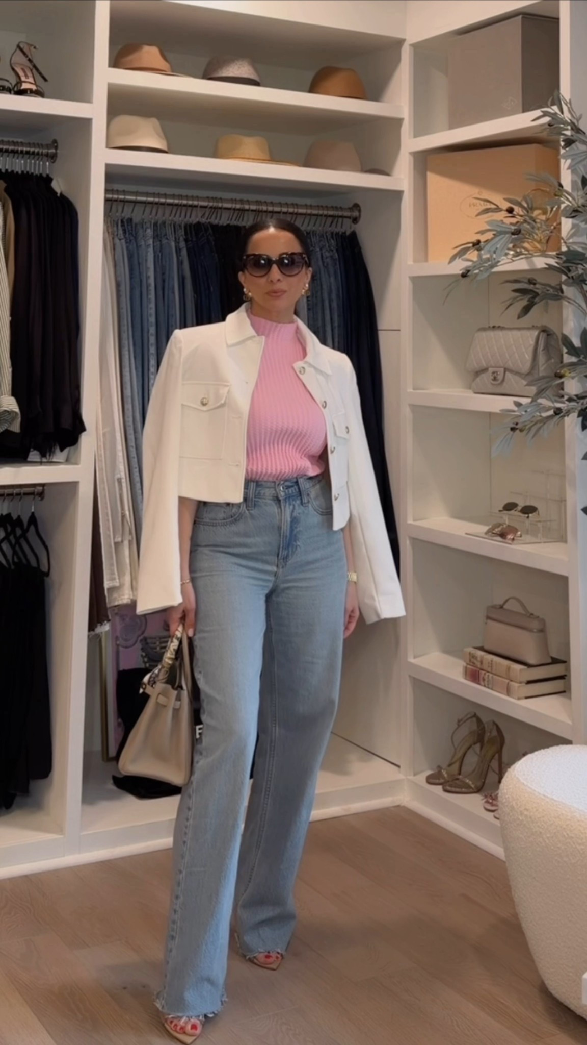 7 days of spring outfits…day 5
Top + blazer is from Zara(codes on my Ig highlights)

Jeans size: 24 regular length 

Abercrombie jeans | spring fashion inspo | petite fashion | 

#LTKPetite #LTKOver40