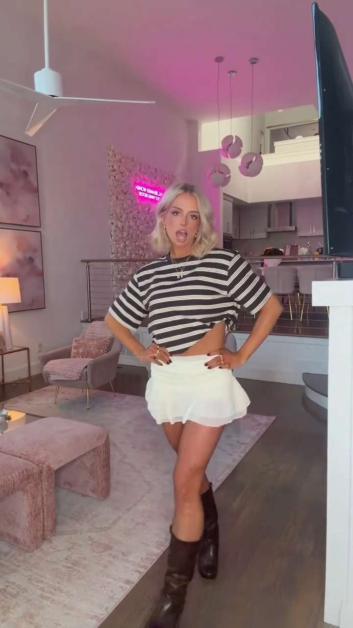 happy szn 4 premiere day everyone 🤎 

 

#LTKdayinmylife #LTKgrwm #LTKootd