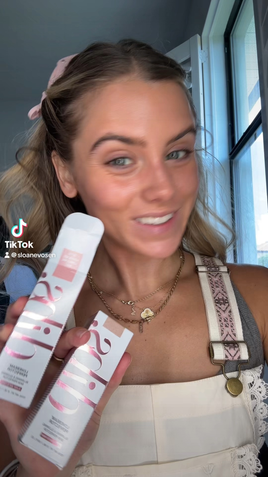 Dibs beauty code is SLOANE15. this truly is a product like no other leave it to @DIBSBEAUTY to make the most stunning makeup products youve ever seen ✨ this is their new Love Beam Perfector!!! This product can be a primer, base product, highlighter, truly so versatile 💓

#dibsbeautystatusstick #dibsbeautytutorial #dibsbeauty #dibsbeautyreview #dibsbeautybronzer #dibslovebeam #dibsbeautylovebeam #newmakeupproduct #newmakeuprelease #lovebeamperfector #glowymakeup #liquidhighlighter #glowyprimer #luminousskin dibs beauty, dibs beauty love beam perfector, makeup primer, makeup highlight, liquid highlighter 

#LTKSeasonal #LTKBeauty #LTKVideo