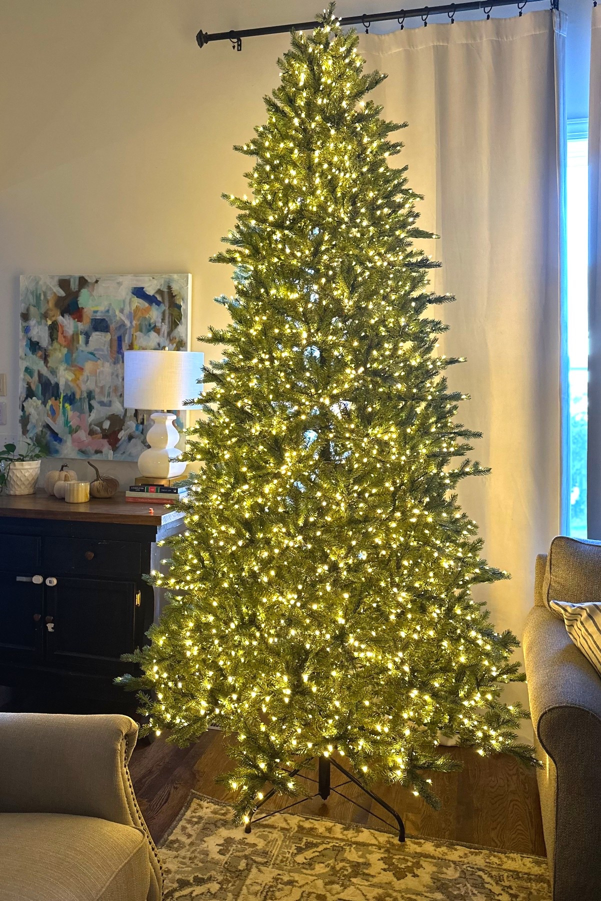 Sam’s club tree > Home Depot tree (promise) 

Viral Christmas tree 
9ft Christmas tree

#LTKSeasonal #LTKHoliday #LTKHome