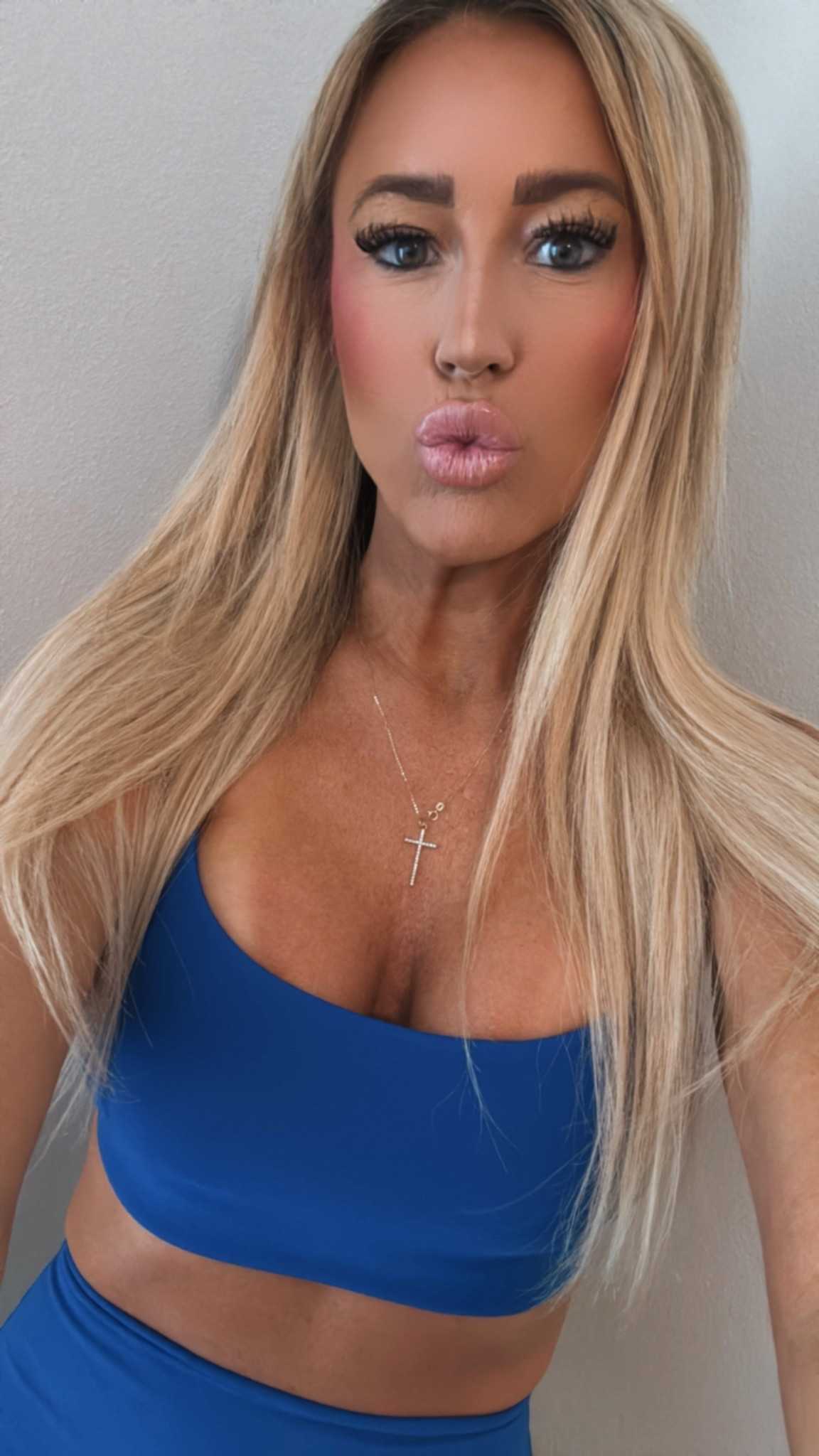 This Galactic Blue Lululemon sets are to DIE for! Wearing a 4 in leggings and a 6 in the bra! 

#LTKStyleTip #LTKFindsUnder100 #LTKActive