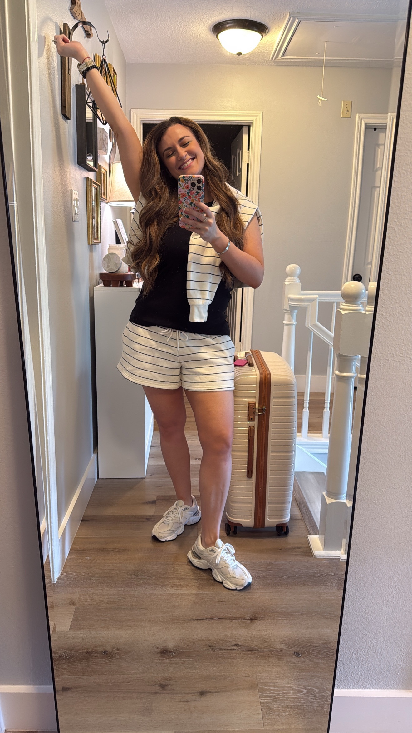 Annnnnnnnd we’re outta here! Let our summer vacation begin! Sharing today’s travel outfit because it’s so good! 

#LTKSummerEdit #LTKTravel #LTKMidsize