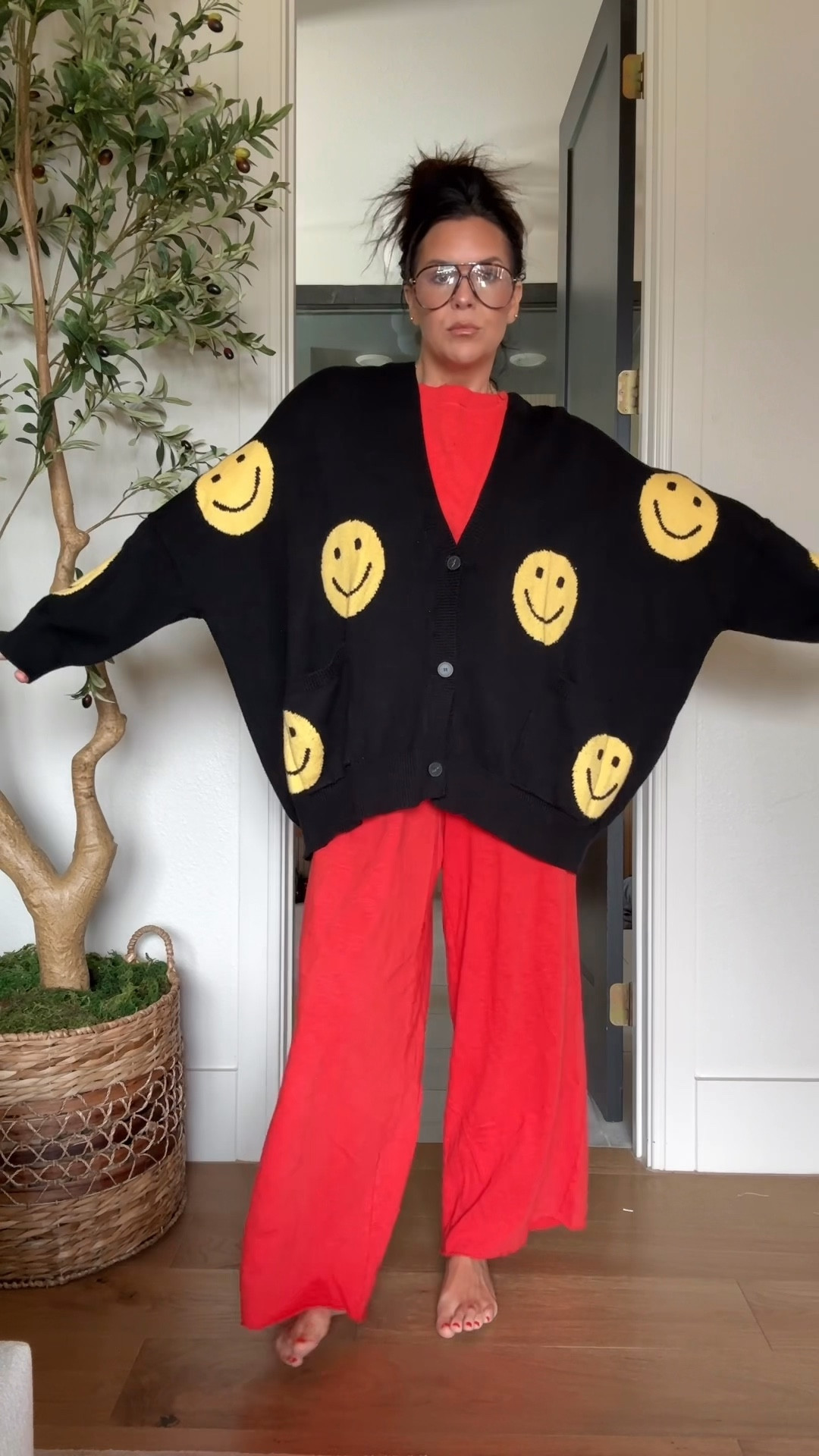 Sunday Comfies….but not sloppy
Aerie red top: XL
Aerie Bottoms: large
Lala Cardigan: L/XL
Mules: TTS


#LTKmomlife #LTKootd #LTKdayinmylife

#LTKdayinmylife #LTKootd #LTKmomlife