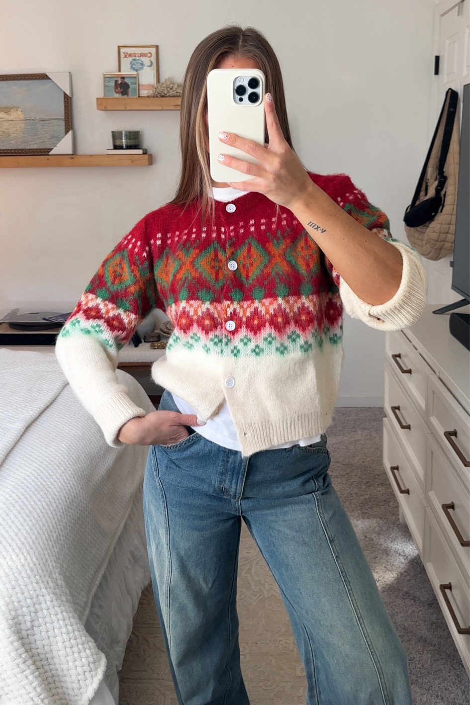 Sweater - S
Jeans - S