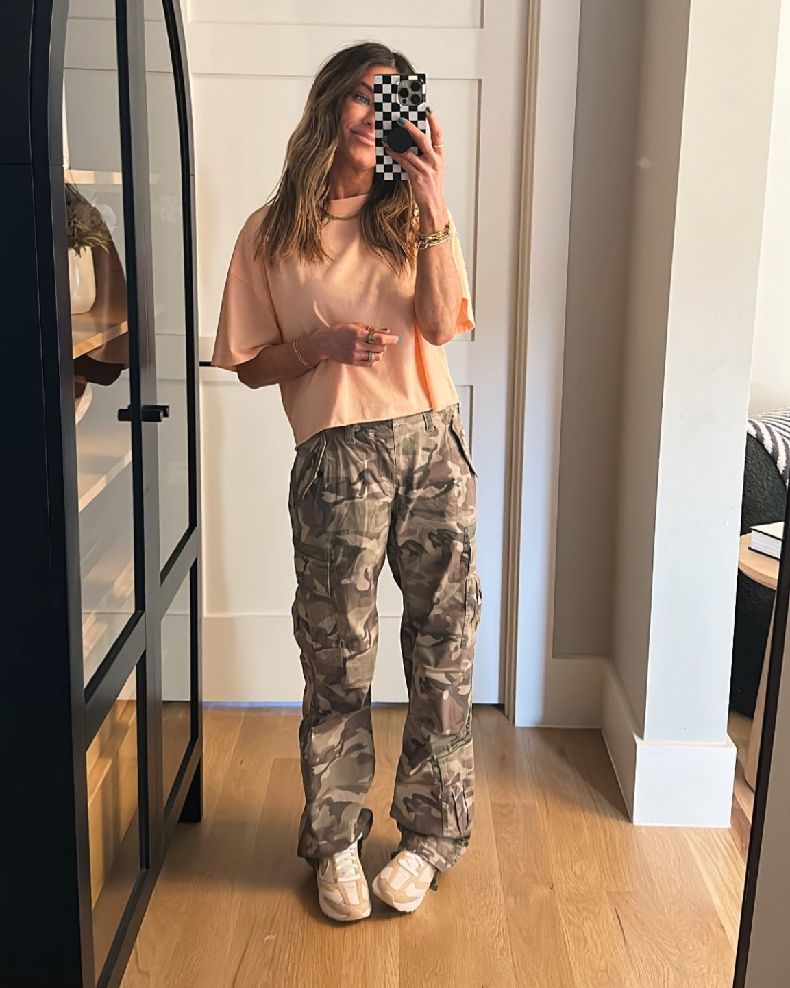 I get a small in these $10 Target tees! Love them!!!! 

#LTKstyletip #LTKshoecrush #LTKunder50