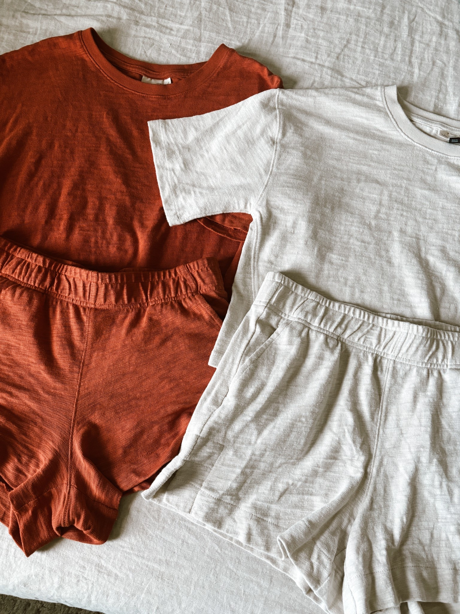 The perfect cozy Summer Set

#LTKSeasonal #LTKSummerEdit #LTKFindsUnder50