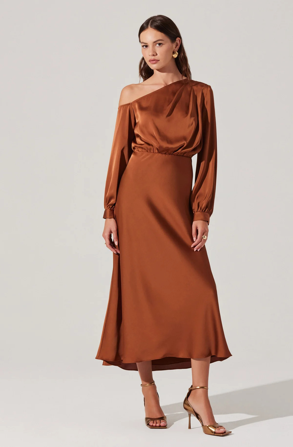 Elwood Satin Off Shoulder Dress | ASTR The Label (US)