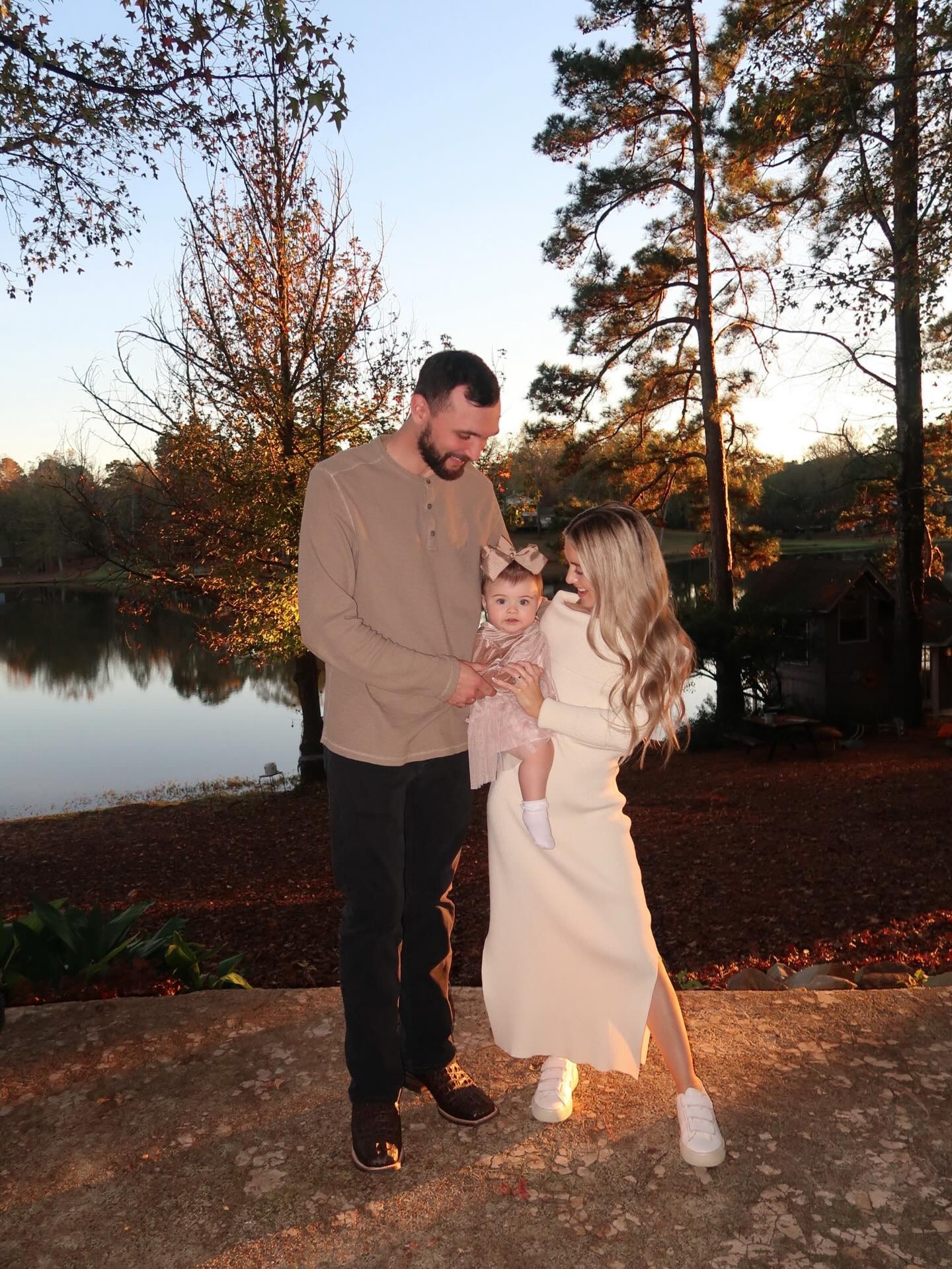 stasi’s first thanksgiving!!!!! 🍂

dress, off the shoulder dress, thanksgiving outfit, cute and comfy outfits for women, mom life, baby girl dress, dresses for baby girl, neutral dresses, beige baby, happy holidays 



#LTKBaby #LTKmomlife #LTKHoliday