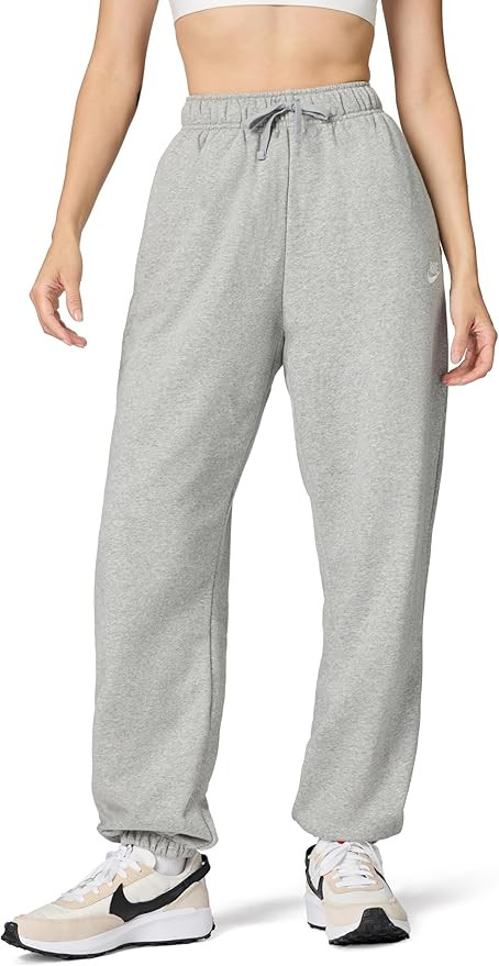 Nike Women's Sportswear Club Fleece Mid-Rise Oversized Sweatpants | Amazon (US)