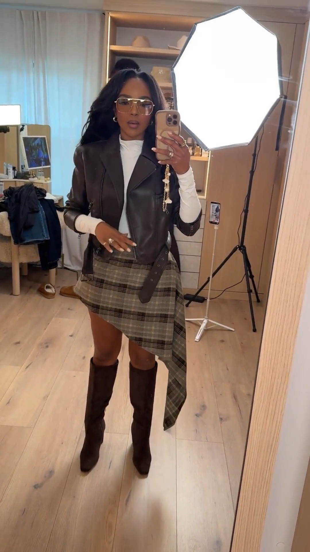 Scroll to shop! Easy elevated everyday outfit featuring layering pieces like this leather jacket and @prettylittlething skirt✨

#LTKgrwm #LTKootd #LTKPetite