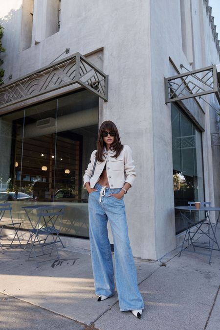 Saturday casual coffee-run outfit! The jeans & cropped blazer are on SALE RIGHT NOW 💙

#LTKSeasonal #LTKstyletip #LTKsalealert