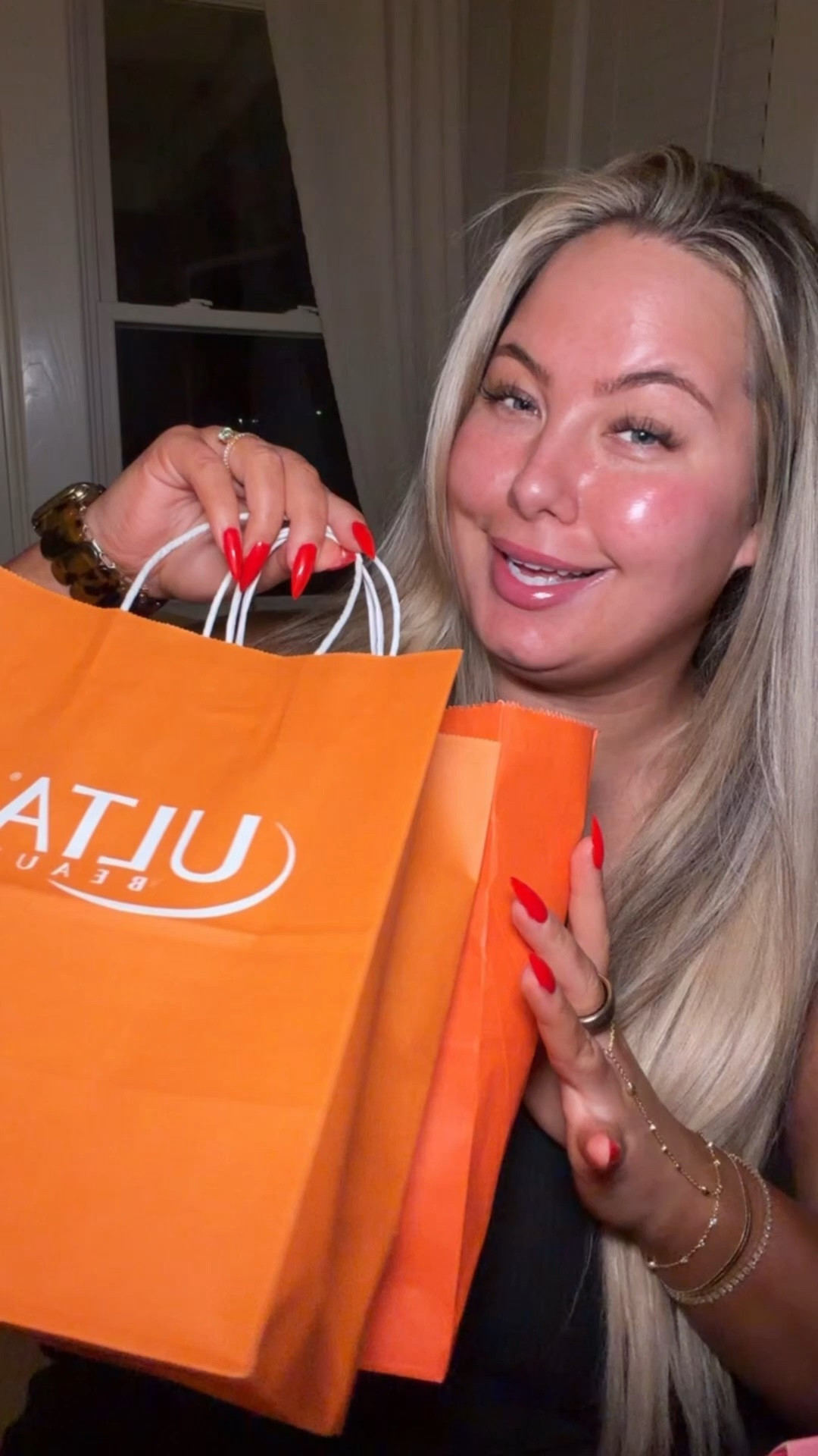 ULTA HAUL!!!

Beauty, new makeup finds, ulta finds, new fragrance, daisy Marc Jacob’s, brow pencils, cleansers for acne prone, makeup gift sets, skincare gift sets, gift ideas for her.

#LTKMidsize #LTKHoliday #LTKBeauty