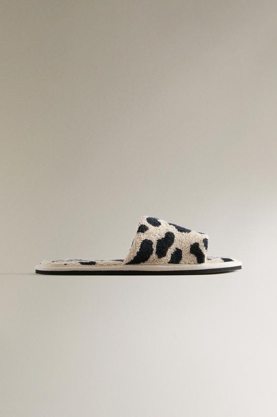 TERRYCLOTH ANIMAL PRINT SLIDER SLIPPERS | Zara US