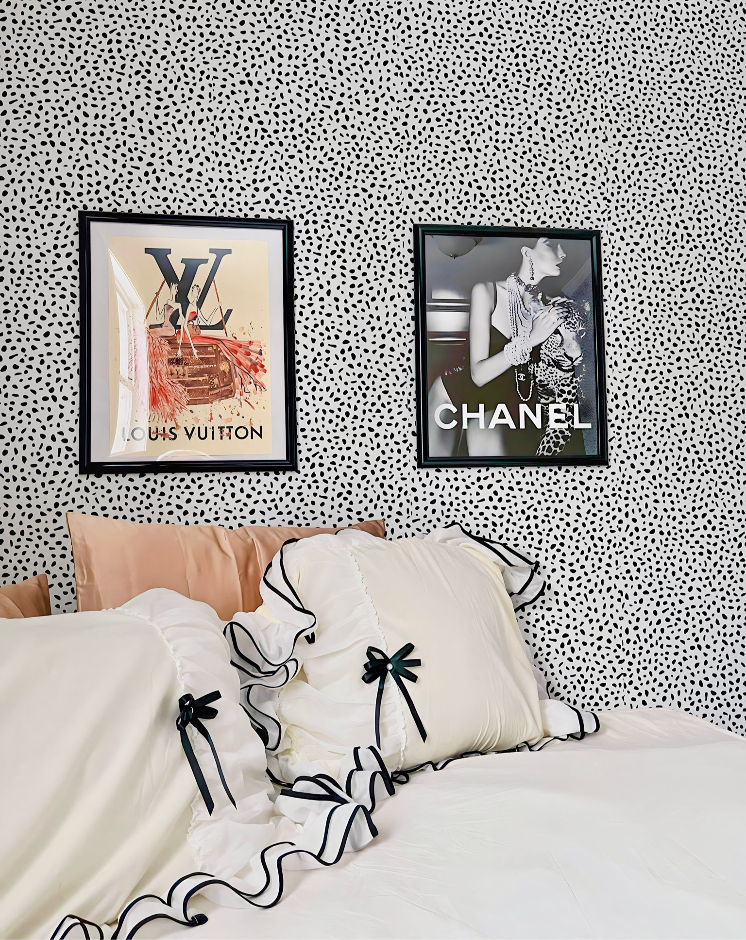 Coquette Room Decor🎀🕊️🩰🕯️

~Everything is exactly linked except the the photos!!
•The LV photo is from Paris, it was a gift
•The Chanel poster I printed off at Walgreens and got two Frames from Walmart!

#LTKhome #LTKeurope #LTKstyletip