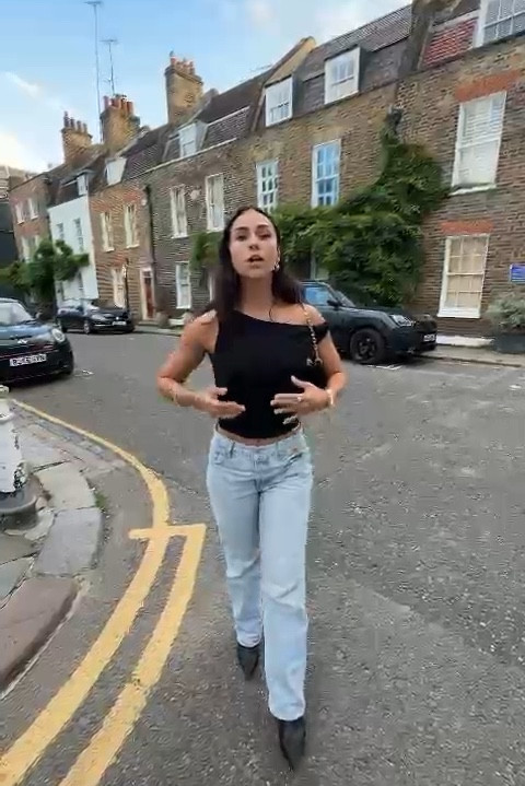 #jeans #summerinspo #summer #summeroutfit #casualoutfit

#LTKxBoots #LTKuk #LTKsummer