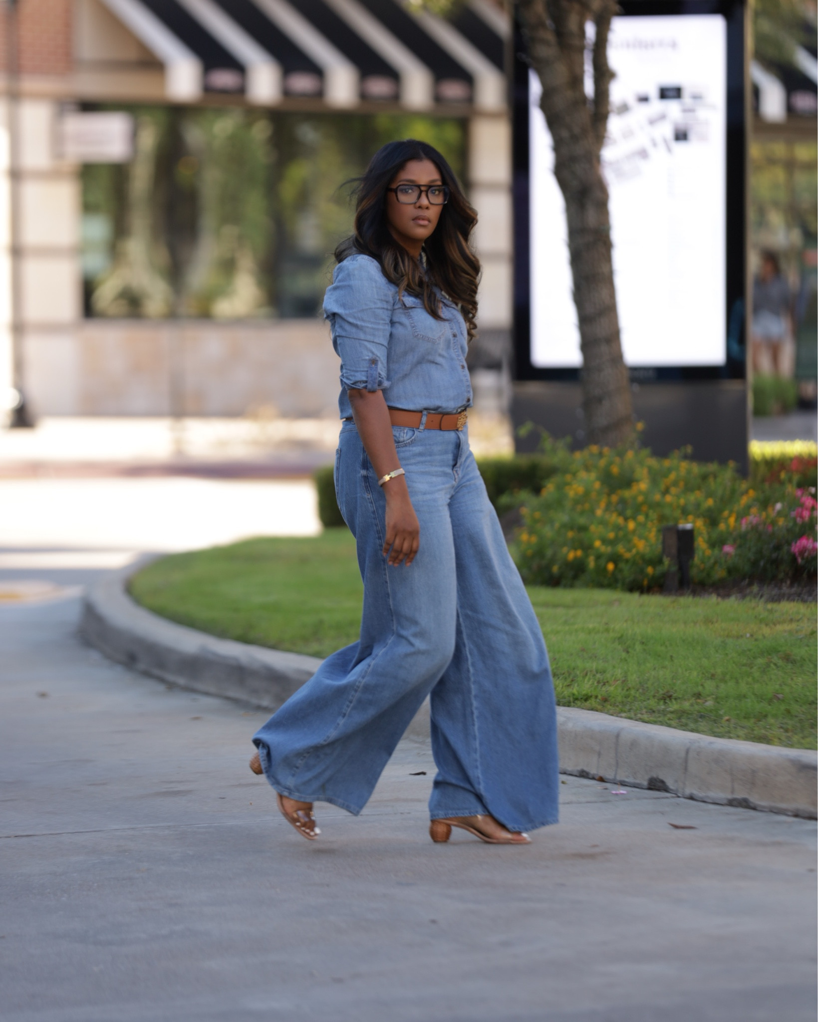 Grace gave me access, but discipline is helping me walk it out.
Becoming her daily. ✨
#Becoming #FaithWalk #zara #denimondenim 

#LTKTravel #LTKWorkwear #LTKOver40