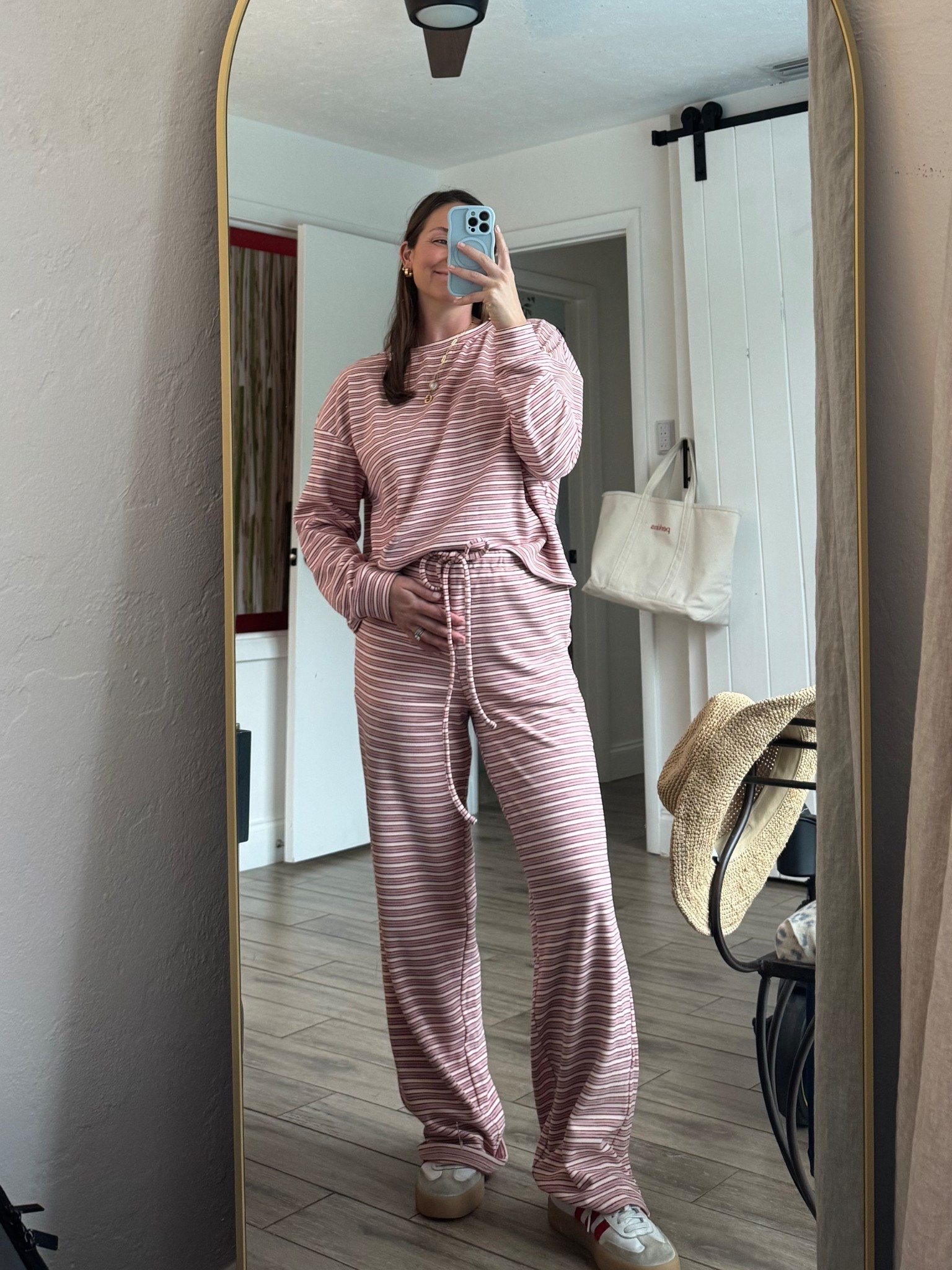 Living in this cozy set💗☁️ non-maternity but works with the bump!

Wearing size small