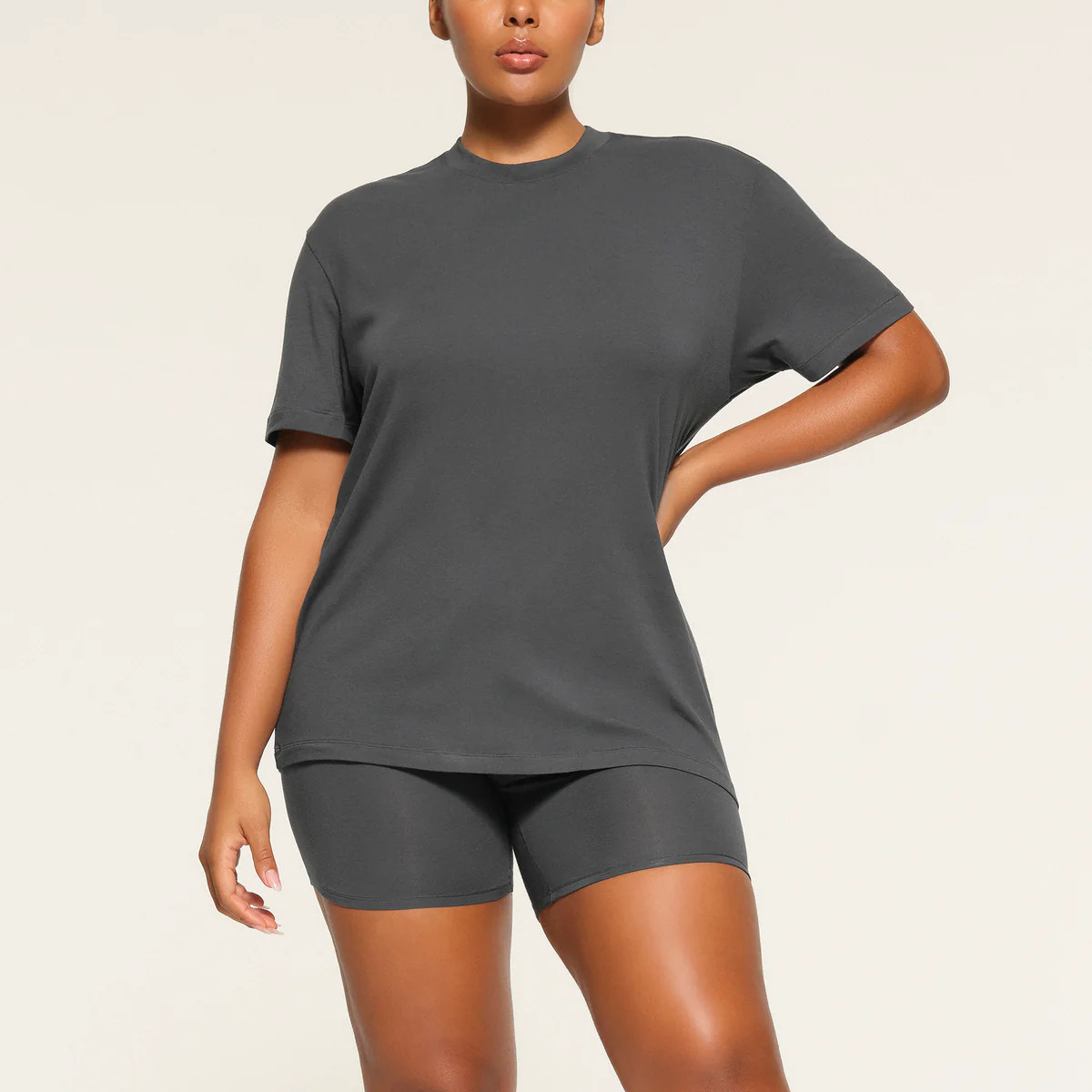 BOYFRIEND T-SHIRT | SKIMS (US)