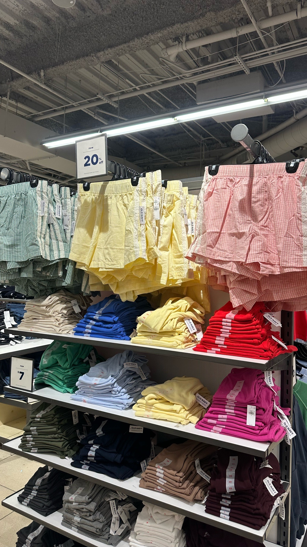 It’s officially SPRING at Old Navy & there are sooo many good sales 😍😍 swipe to shop and save to refresh your spring wardrobe!!! 🌸🛍️

#LTKTravel #LTKvlog #LTKootd