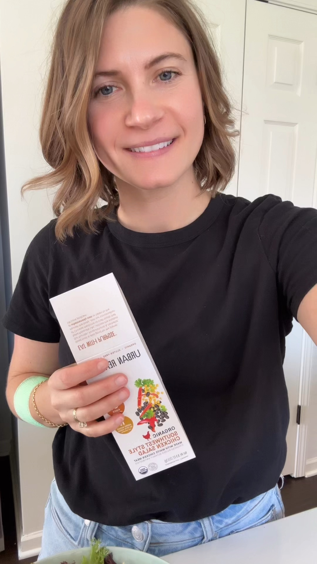 Easy, Healthy Lunch Ideas for Busy Parents!

I usually like to cook, but I’m just in a season of life where I just don’t want to cook, especially for lunch. I just want something easy.

If you’re looking for a quick and nutritious lunch, look no further! My current go-to is a delicious salad from Urban Remedy paired with Siete blue corn tortilla chips. 

Here's why this combo is a winner:
• Quick and Convenient: Perfect for those busy days when you need a healthy meal in minutes.

• Whole-Food Based: Both brands use high-quality, whole-food ingredients.

• Dietary Friendly: These options are dairy-free, gluten-free, and contain no artificial ingredients or harmful oils.

Give it a try and let me know what you think! 🥗✨

Linking some favorites here for you! 

#CleanEating
#NonToxicLiving
#HealthyLunchIdeas
#HolisticHealth

#LTKmomlife #LTKfoodie #LTKvlog