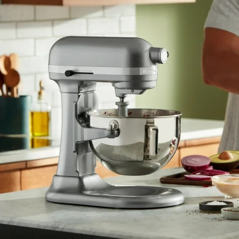 KitchenAid 5.5 Quart Bowl Lift Stand Mixer 🤩

#LTKHome