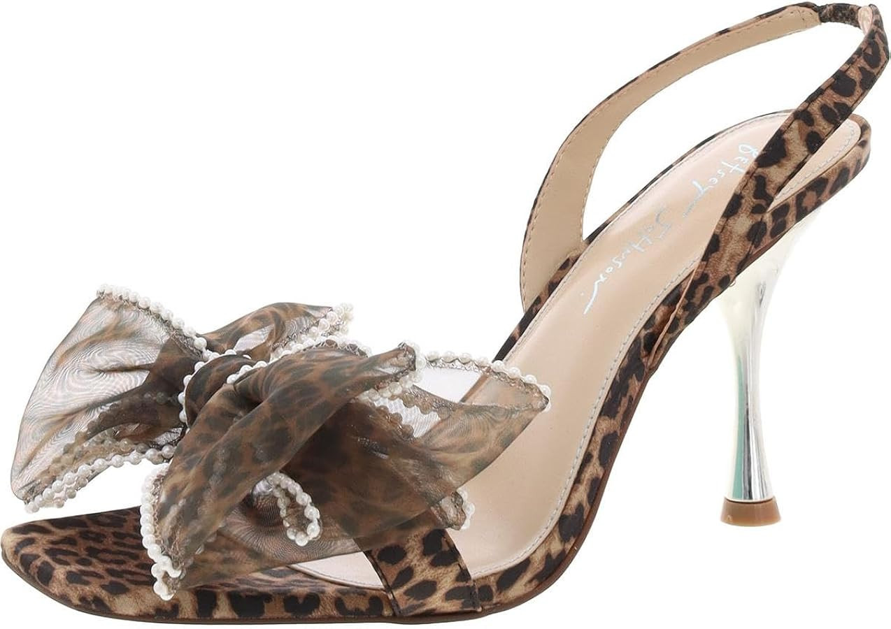 Betsey Johnson womens Fawn | Amazon (US)