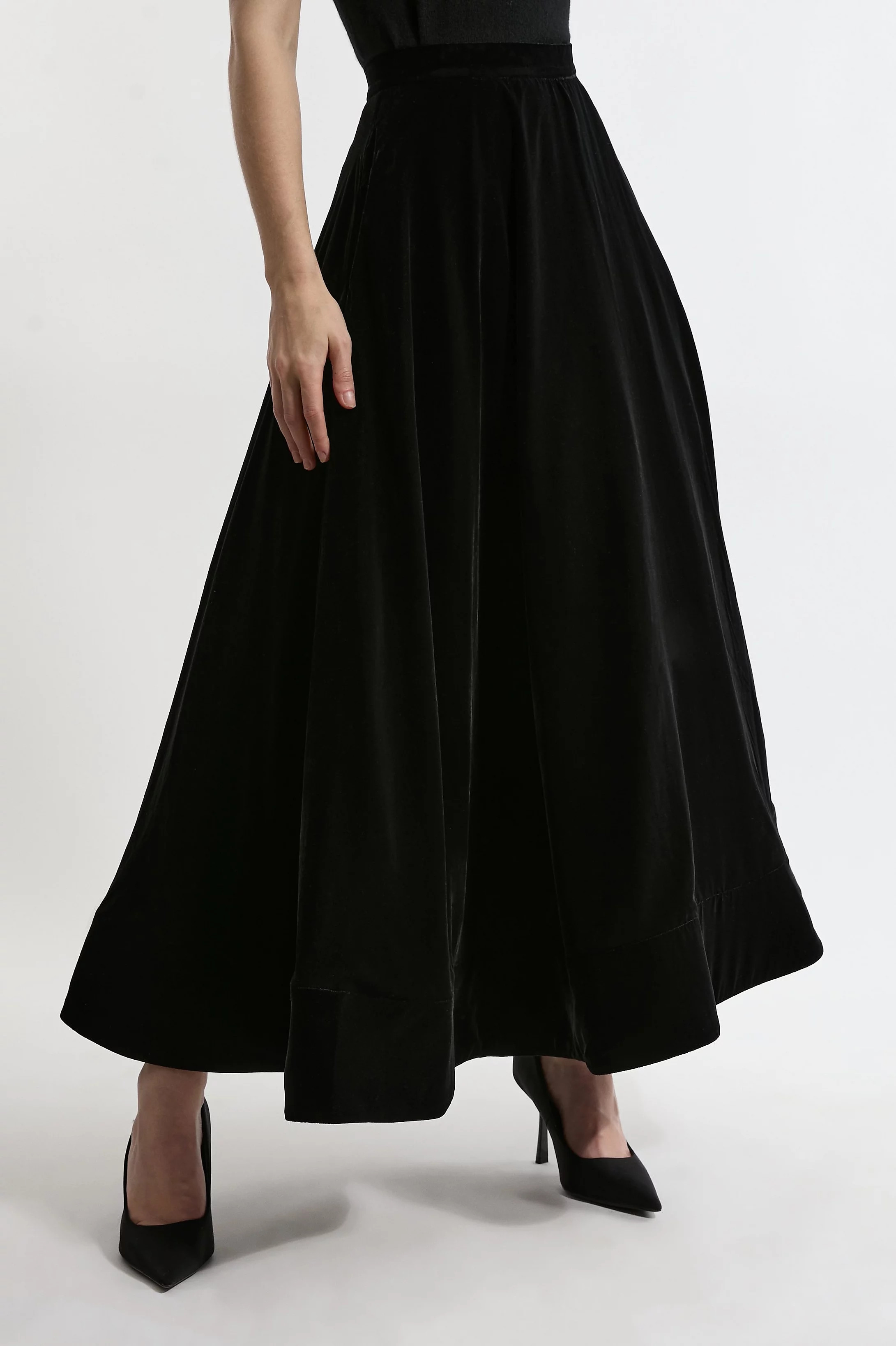 Lydia Millen Velvet Woven Prom Maxi Skirt | Karen Millen UK + IE + DE + NL