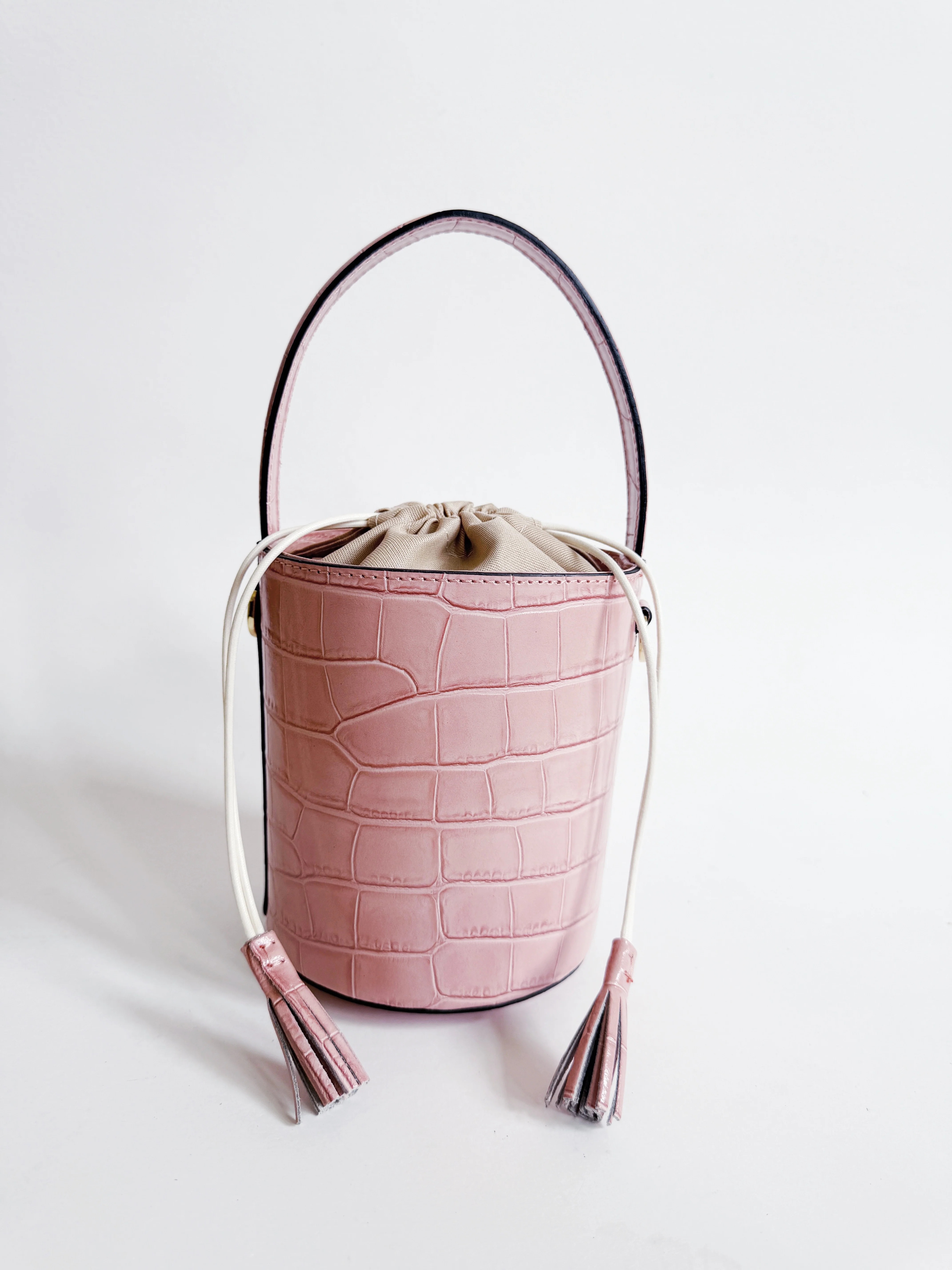 Light Pink Crocodile Embossed Leather Bucket Bag | Colores Collective