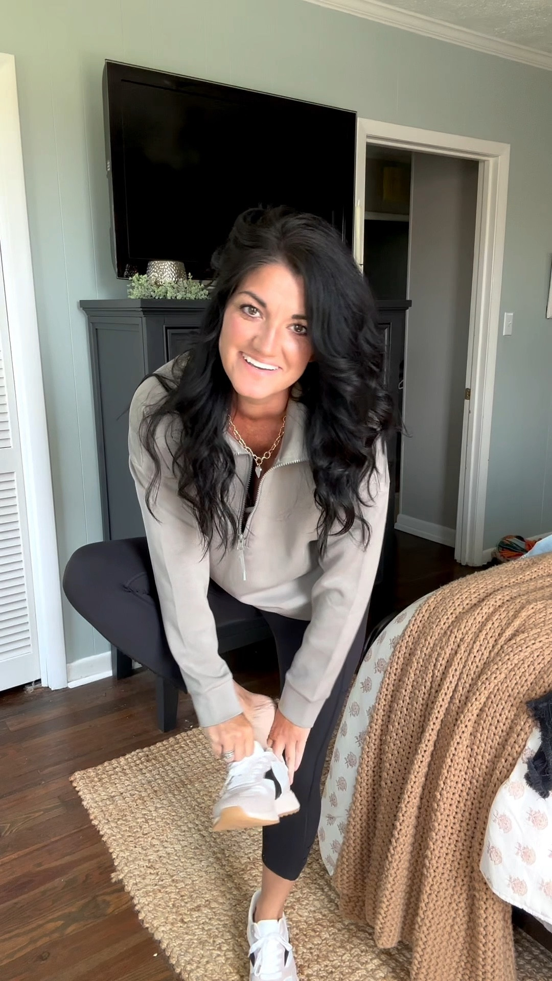 I partnered with @walmartfashion for this athletic look! Avia is so soft and great quality! And these tennis shoes have memory foam 👌🏻 #walmartpartner #walmartfashion @shop.ltk #liketkit 
Medium in top and leggings (tts)
Large in sports bra (tts)
8 in shoes for (tts)

#LTKActive