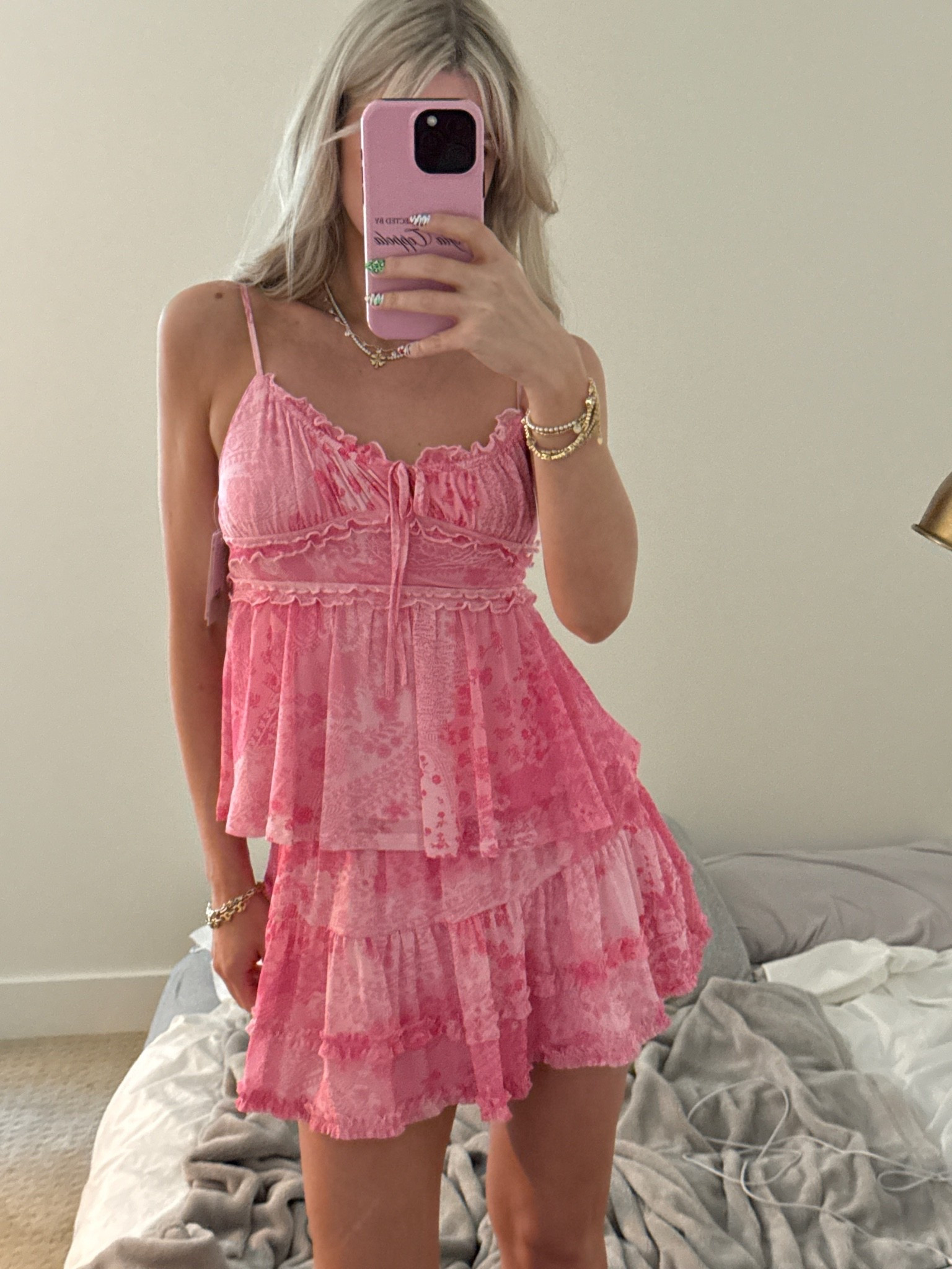 OBSESSED with this extra comfy but super cute ruffle top and skort set! Runs slightly big - i’m wearing an xxs for reference!

#LTKgrwm #LTKootd #LTKSaleAlert