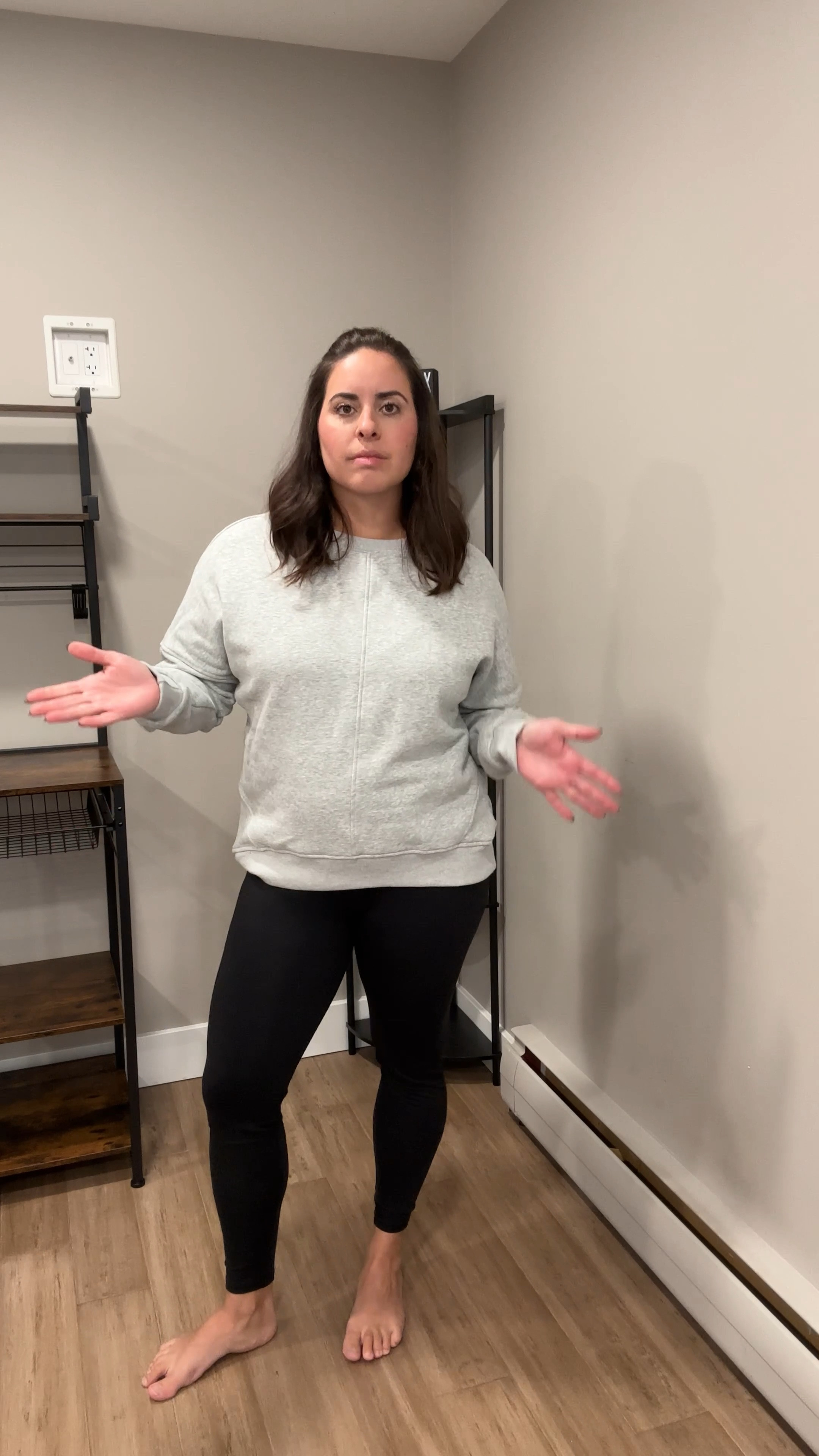 Large vs XL leggings on my mid size body 
Black size Large 
Brown size XL
Sweatshirt size Large

#LTKVideo #LTKMidsize #LTKFindsUnder50