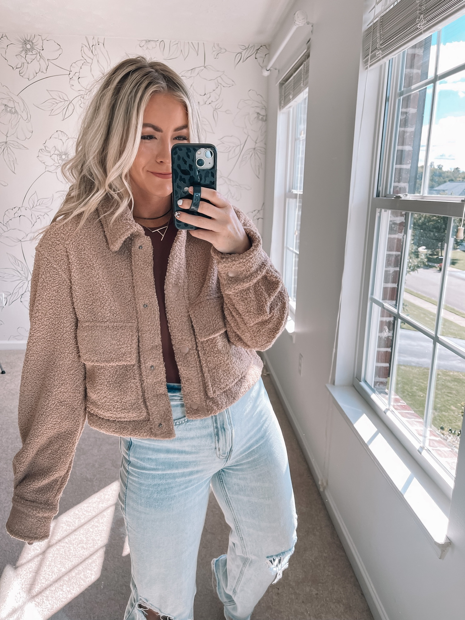 Cropped Sherpa shirt jacket, Abercrombie jacket, fall sale, fall outfits, fall clothing, teddy coat, cropped jacket

#LTKworkwear #LTKfit #LTKstyletip
