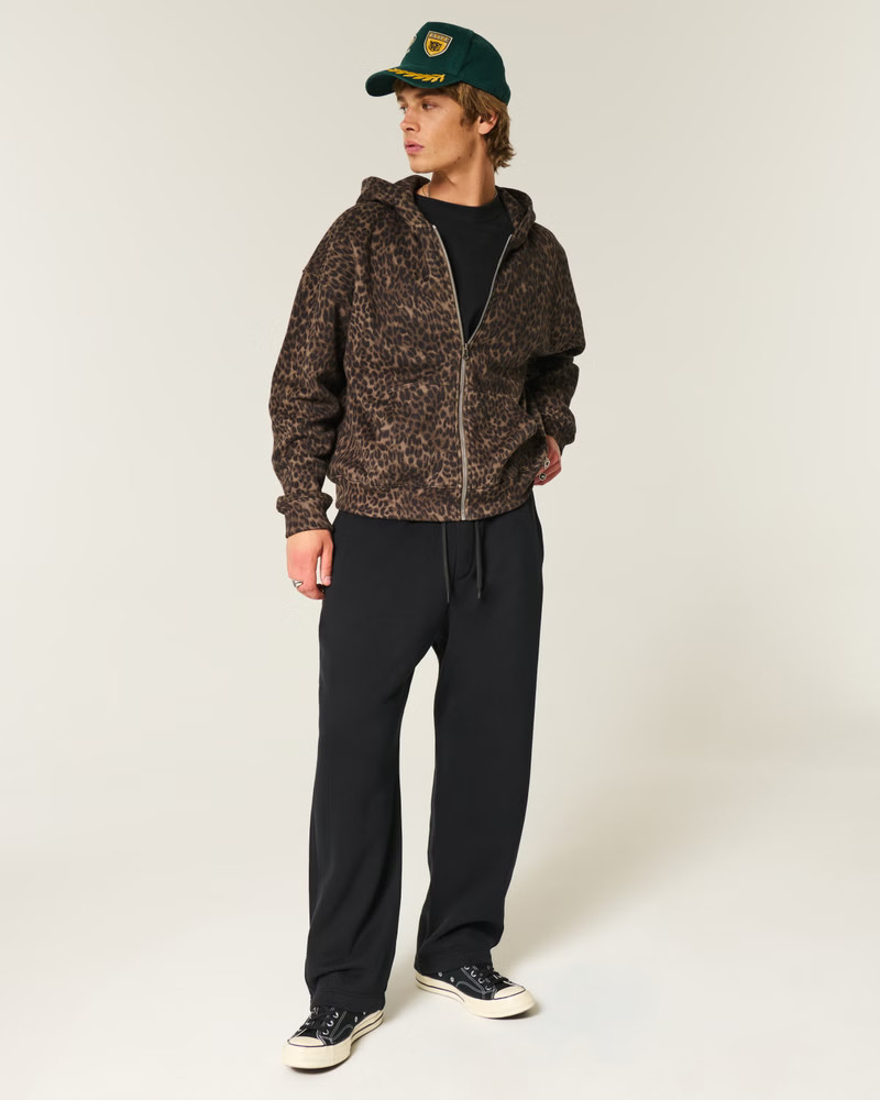 Light Wash Baggy Painter Jeans | Hollister (US)