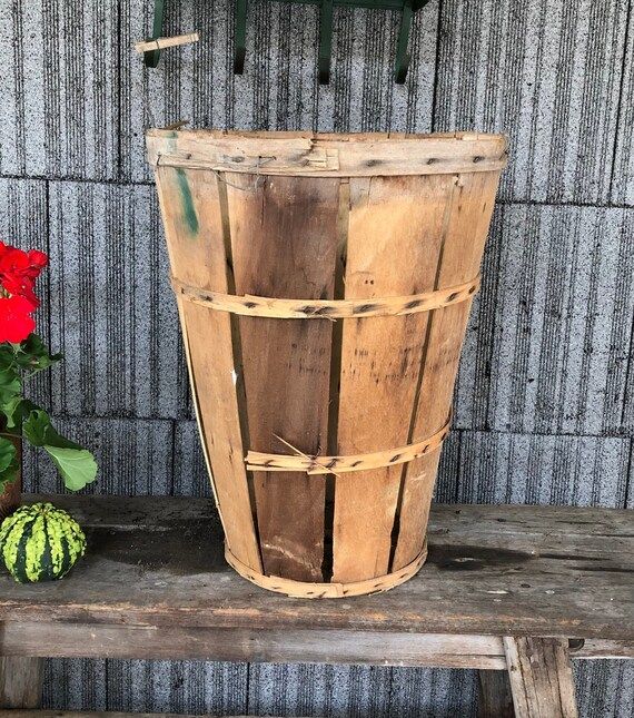 Vintage 20x15 Apple Orchard Basket  Slat Wood Basket  Tall - Etsy | Etsy (US)