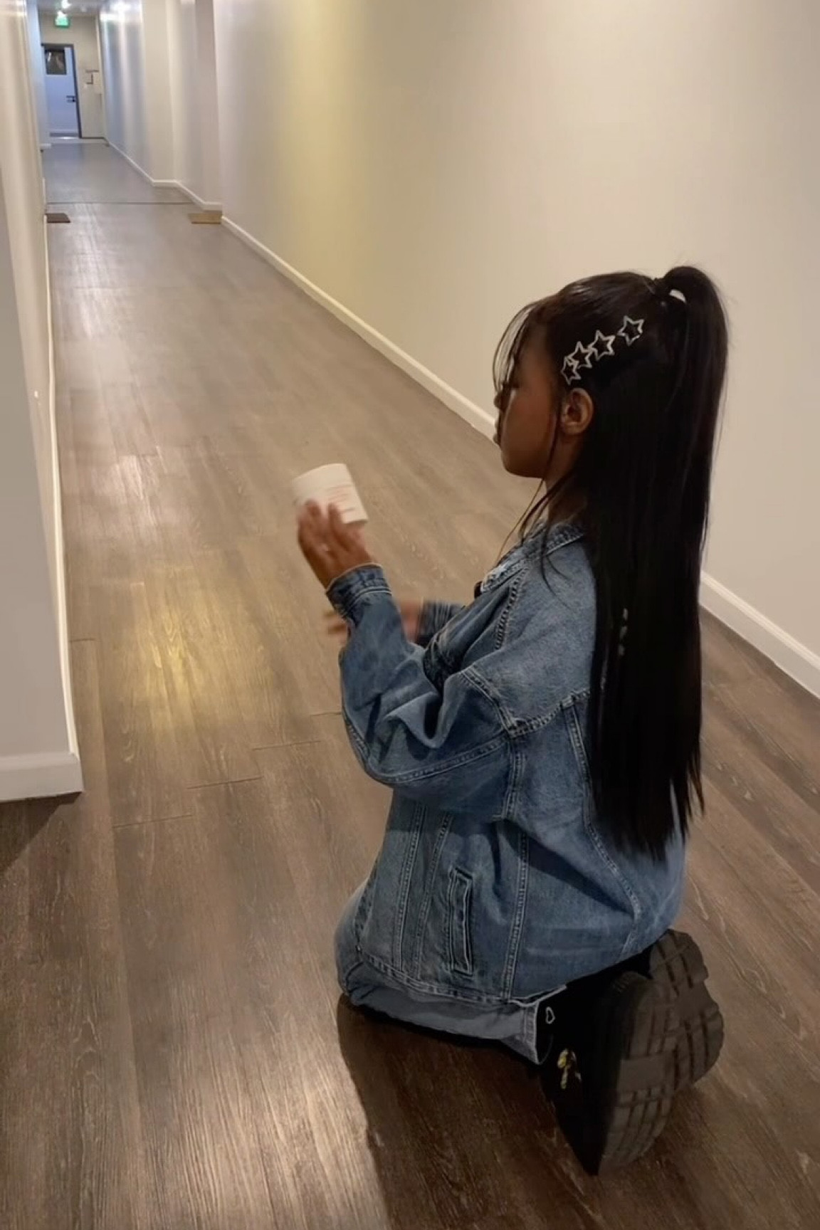 #AD When your secret admirer fumbles the goods but leaves me glowing anyway! 🌟✨ The drama is real, but so is the brightness—thank you @InnisfreeUS for the Green Tea Vitamin C Brightening Pads 💚 Now at Sephora, besties! @shybb_ for full video

 #innisfree_partner #skincare #glassskin #glowyskincare #kbeauty #koreanskincare #skincare #glassskin #glowyskincare #kbeauty #koreanskincare @internqueen

#ProductPlacementQueen

#LTKSaleAlert #LTKU #LTKHoliday