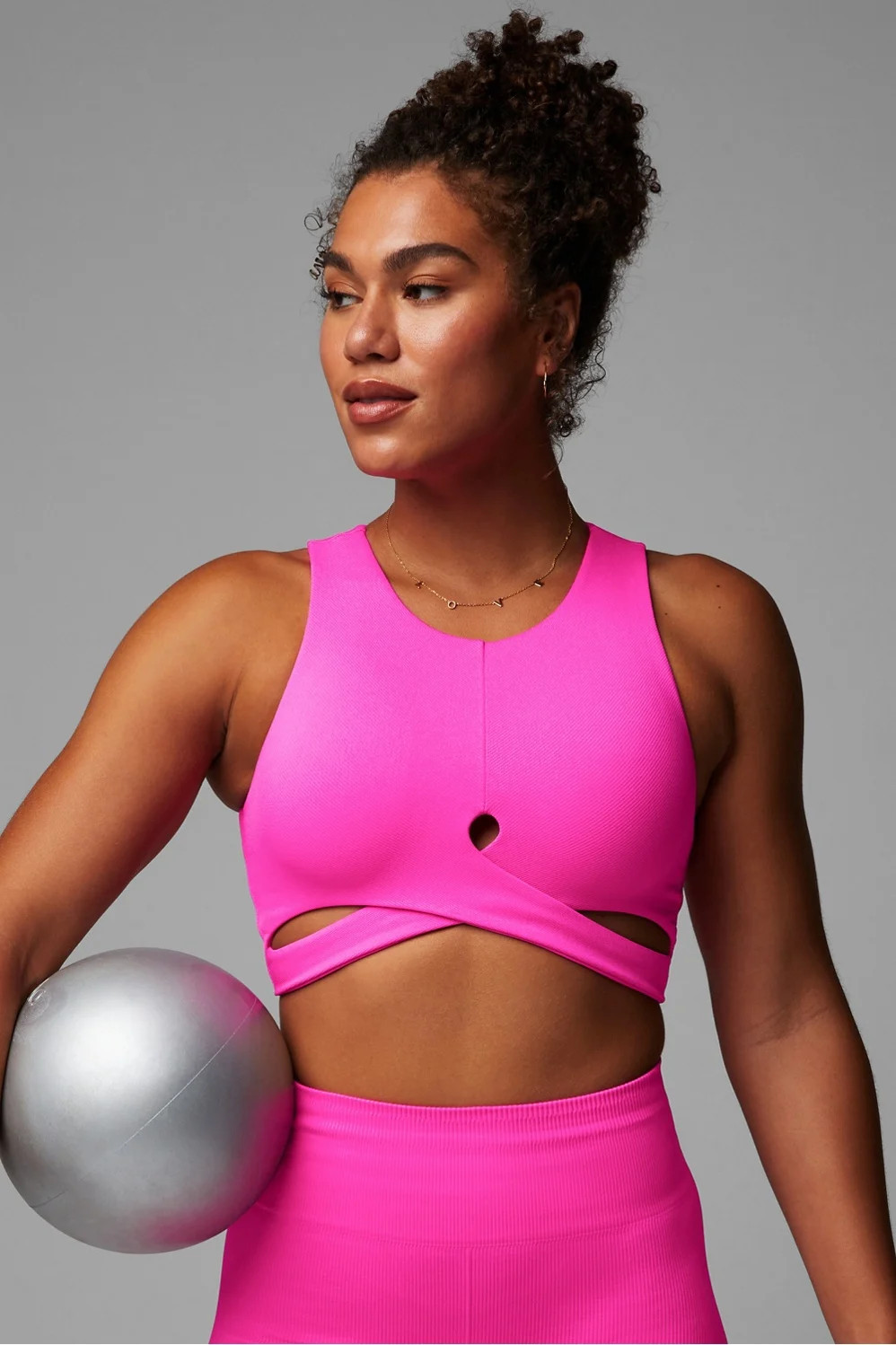 Seamless Low Impact Keyhole Midi Bra | Fabletics - North America
