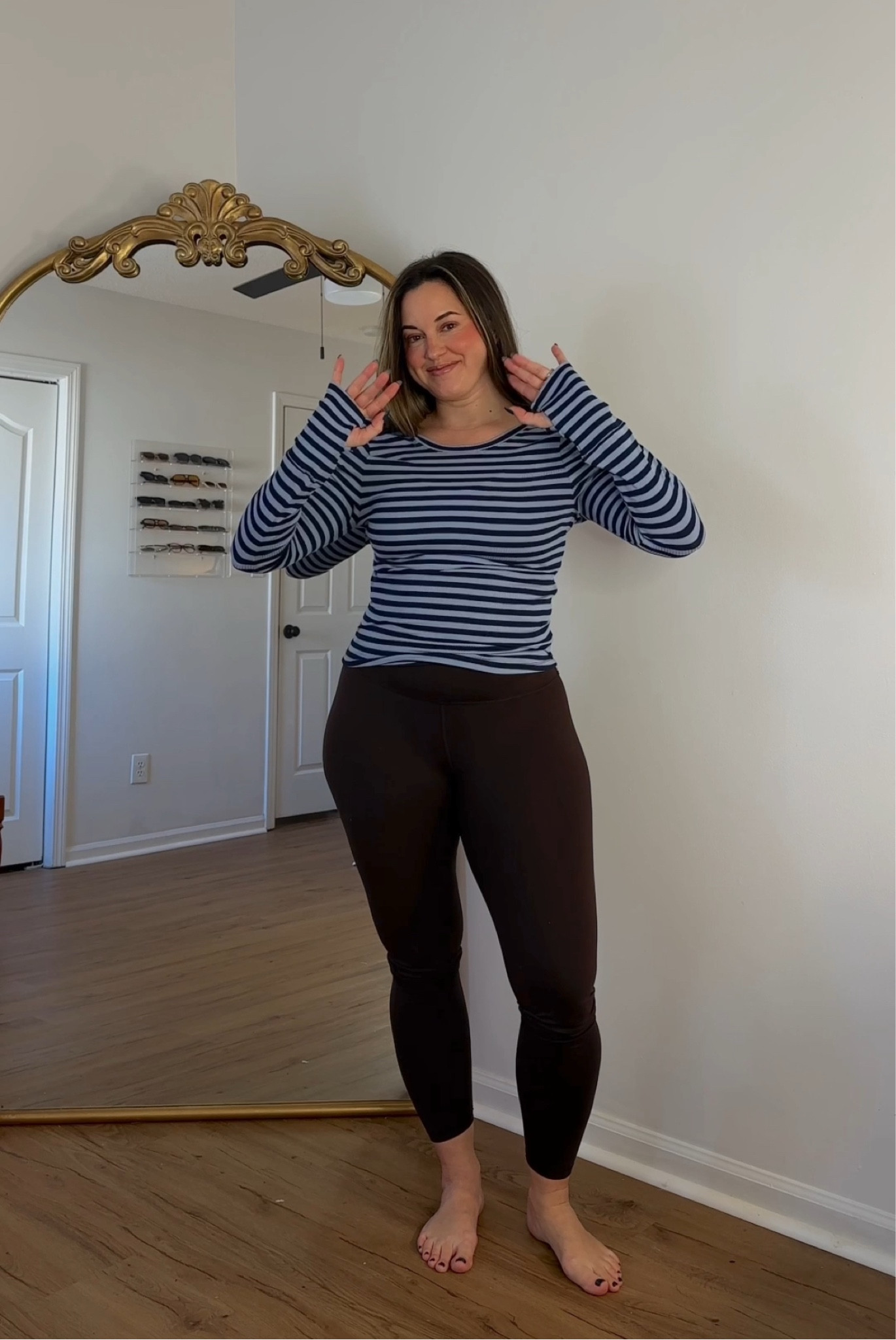 Long sleeve is so soft!! Also has thumb holes. I’m wearing a medium 

#LTKMostLoved #LTKSaleAlert #LTKFindsUnder50