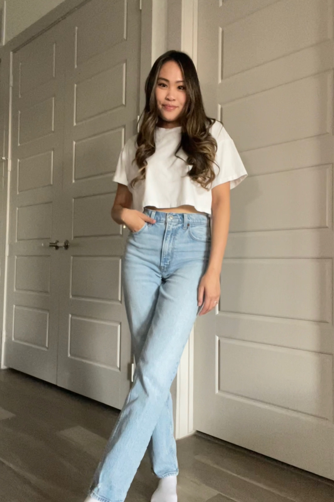 Wearing 25W regular length, Abercrombie Women Curve Love Ultra High Rise 90’s Straight Jean

#LTKSeasonal #LTKunder100 #LTKstyletip