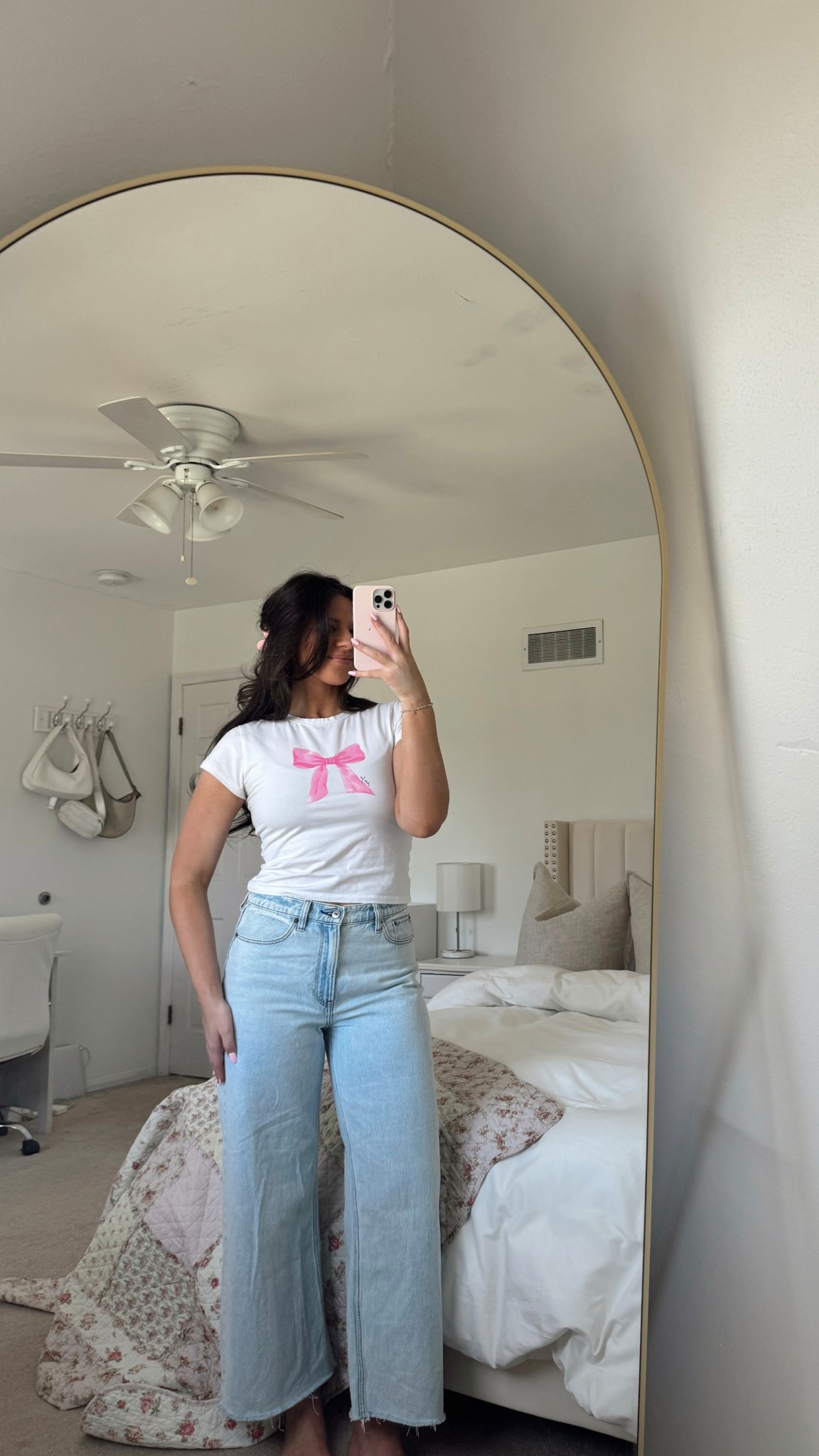 spring outfit of the day 💓

top— white fox (code JULIASTT)
jeans— Abercrombie (28L)

#LTKSpringSale #LTKSeasonal #LTKStyleTip