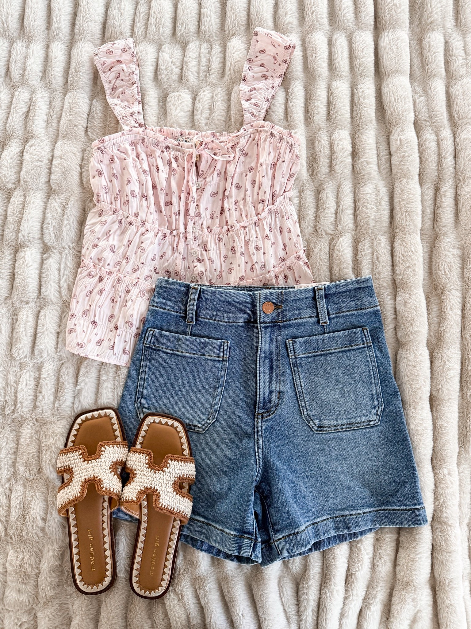Cutest Summer outfit from @kohls everything runs tts and is on sale #kohls #kohlspartner

#LTKSaleAlert #LTKOver40 #LTKSeasonal