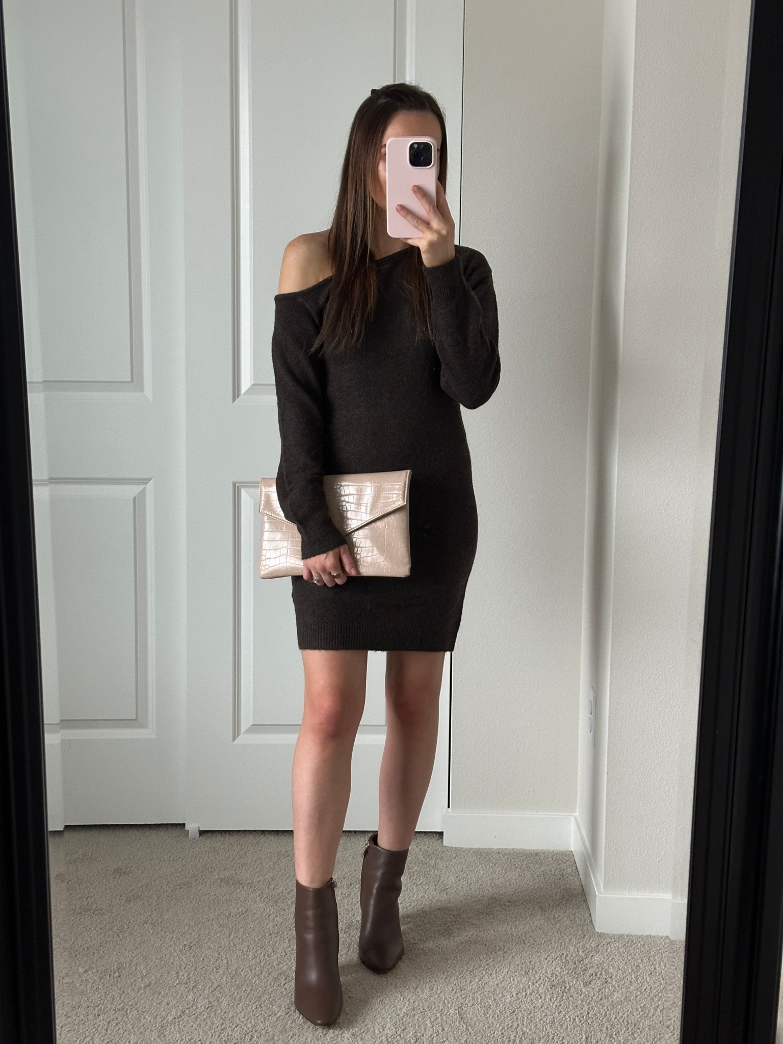 sweater dress on black friday sale! wearing xs, fits tts

#LTKCyberWeek #LTKootd #LTKSaleAlert