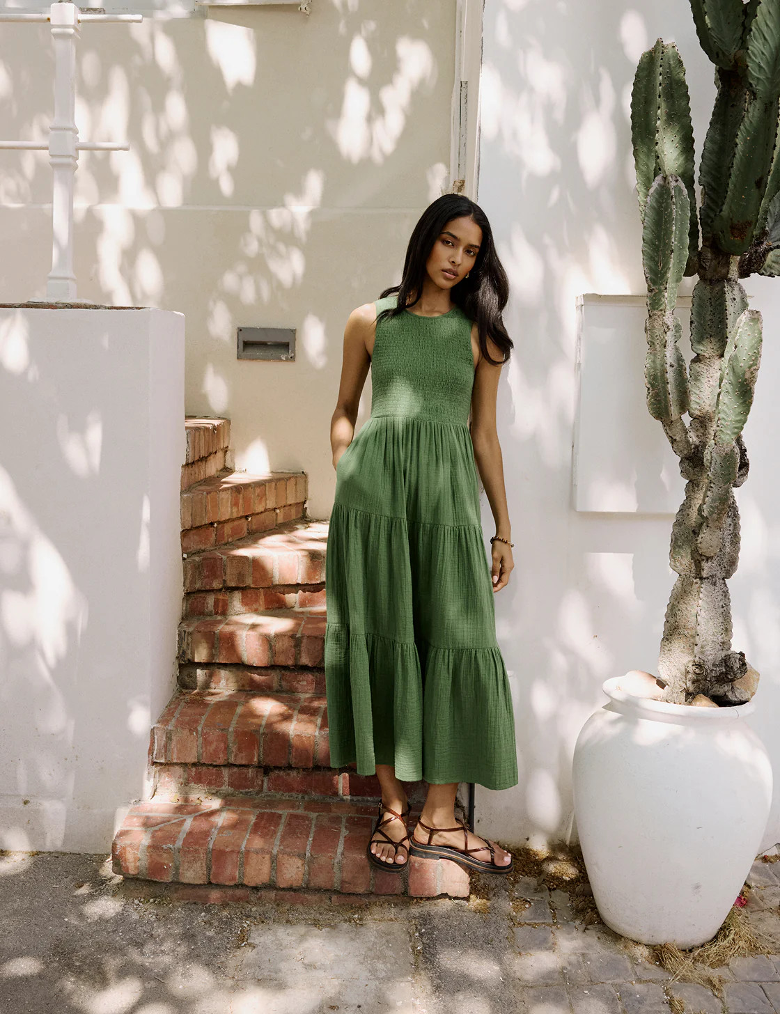 Green Sleeveless Charlie Midi Dress | Nobody's Child
