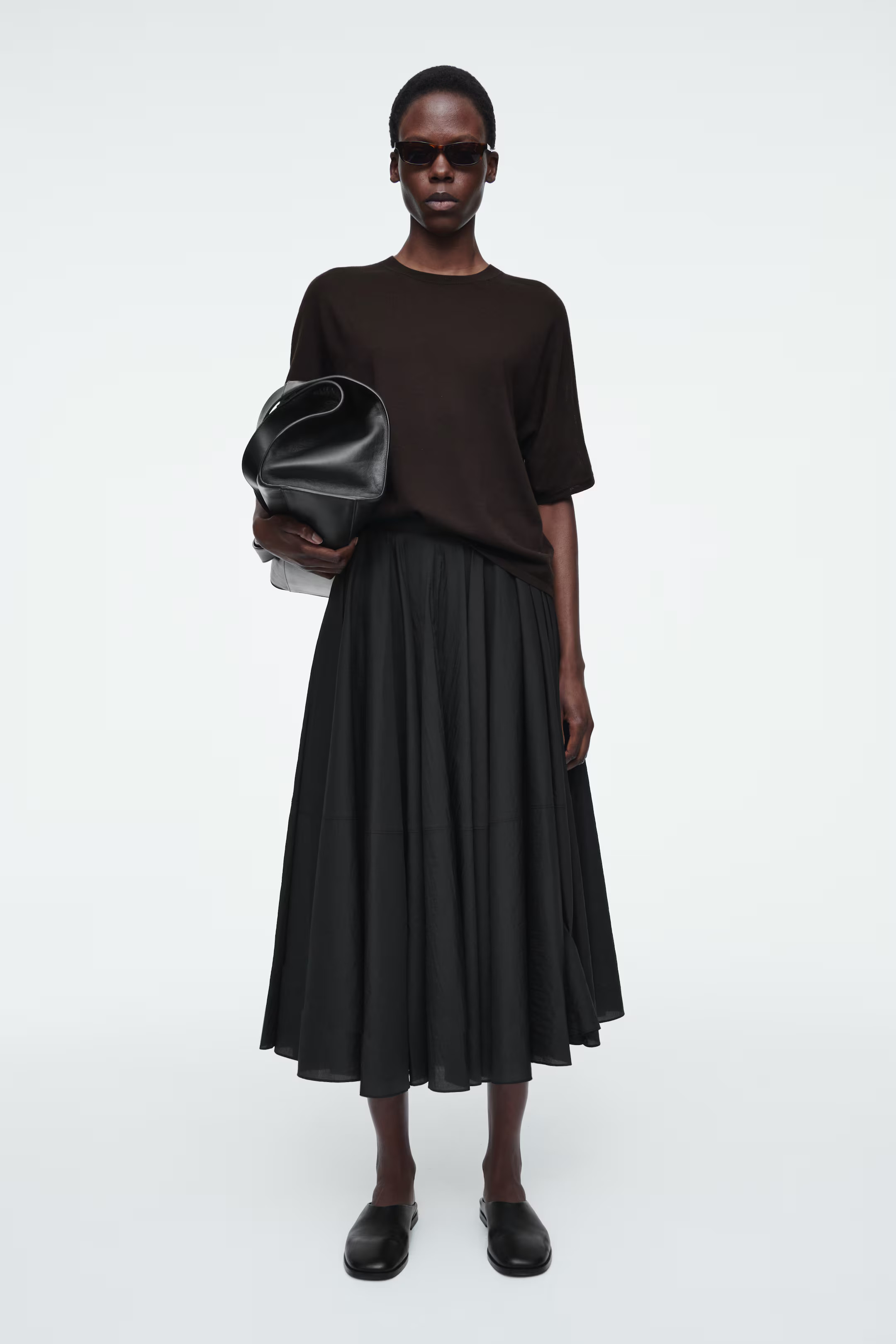 CIRCLE-CUT MIDI SKIRT | H&M (UK, MY, IN, SG, PH, TW, HK)