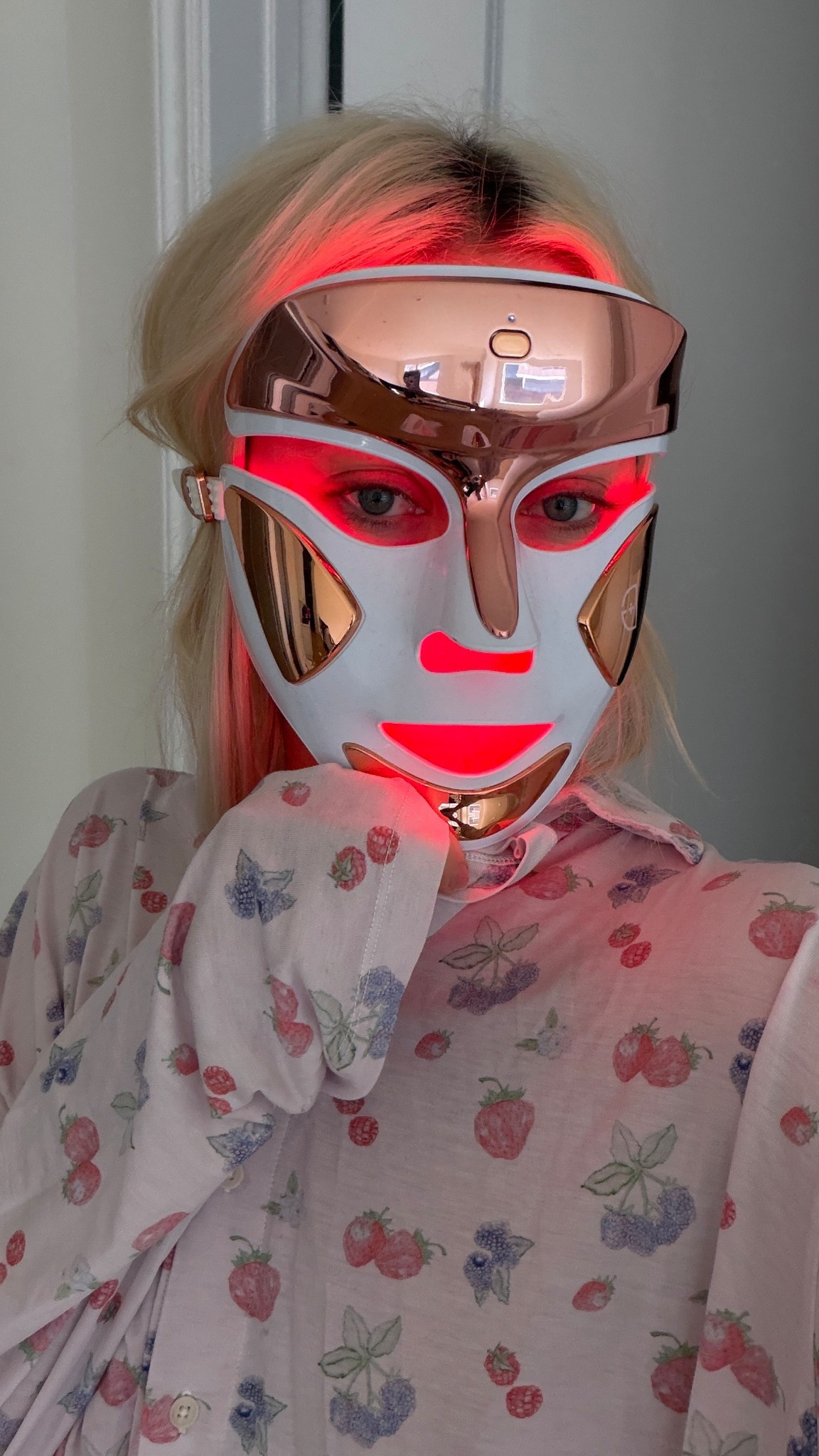 Favourite red light mask

#LTKTravel #LTKBeauty #LTKmorningroutine