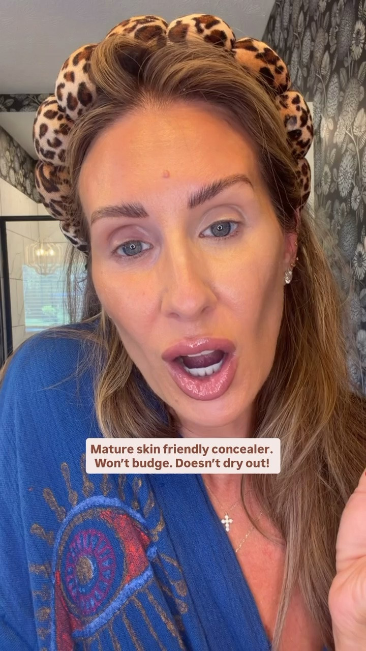 This concealer is perfect for mature skin. It doesn’t budge and stays hydrated all day, making it my go-to for flawless coverage. I love how it glides on smoothly without drying out.

mature skin, concealer, long lasting, hydrating makeup, flawless coverage, no creasing, easy application, everyday makeup, beauty favorite, themominstyle

#LTKBeauty #LTKOver40 #LTKgrwm